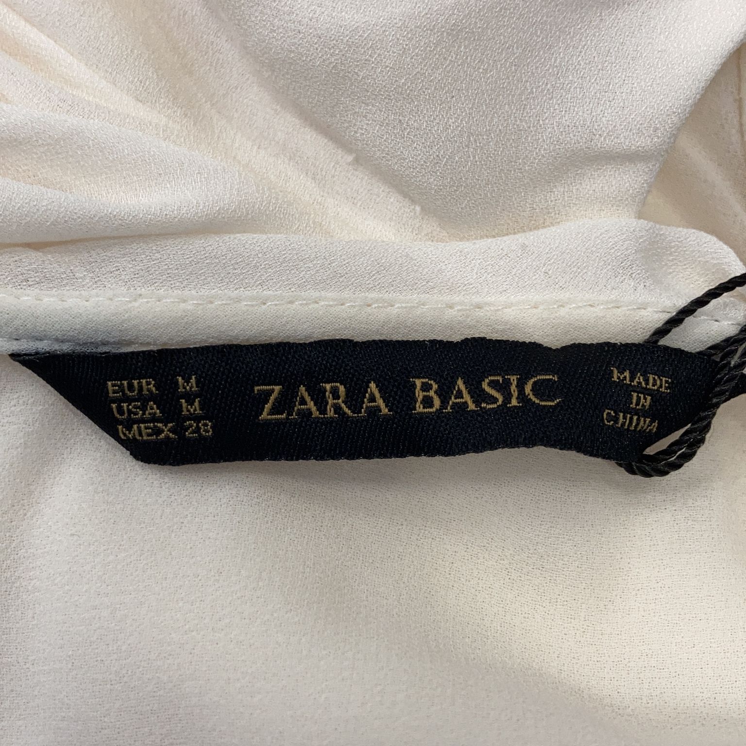 Zara Basic