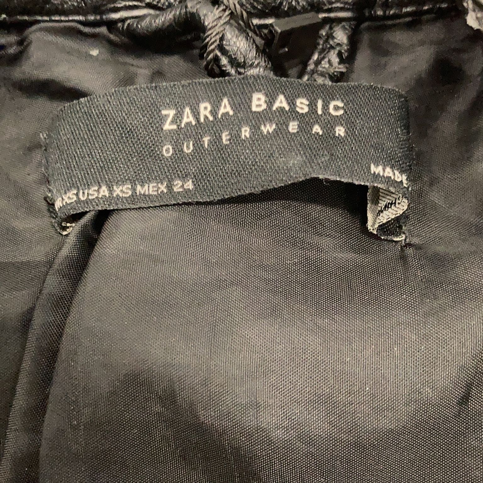 Zara Basic