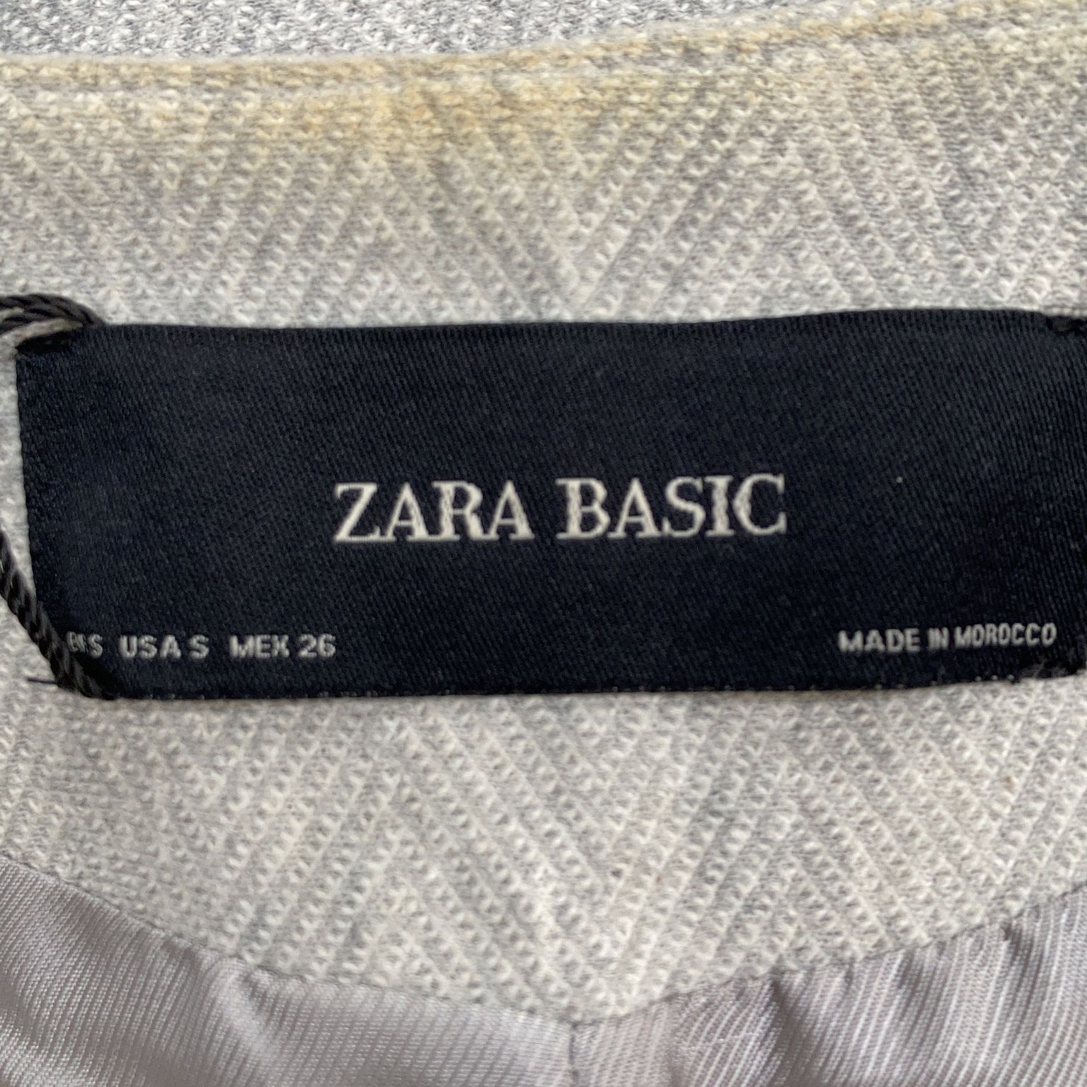 Zara Basic