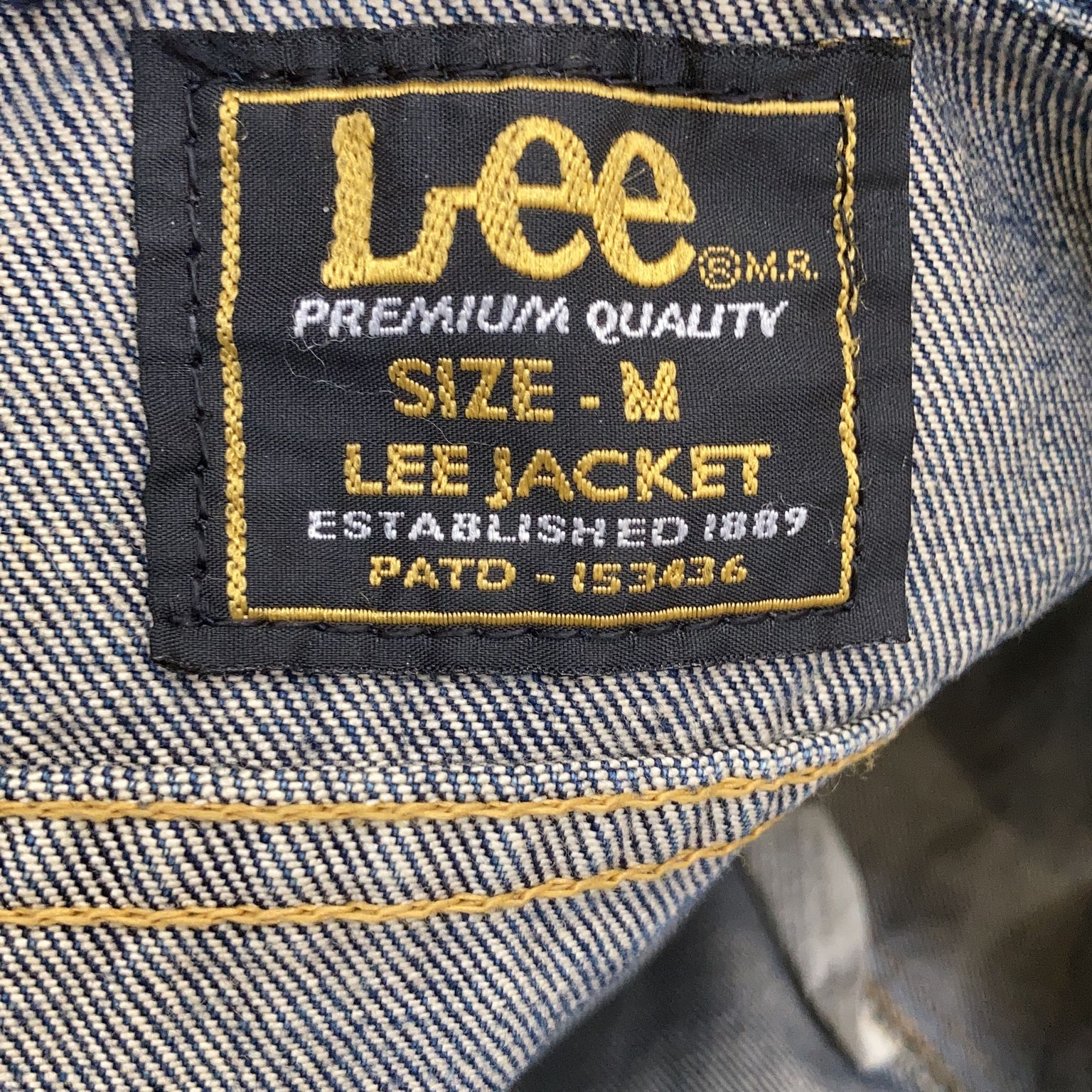 Lee