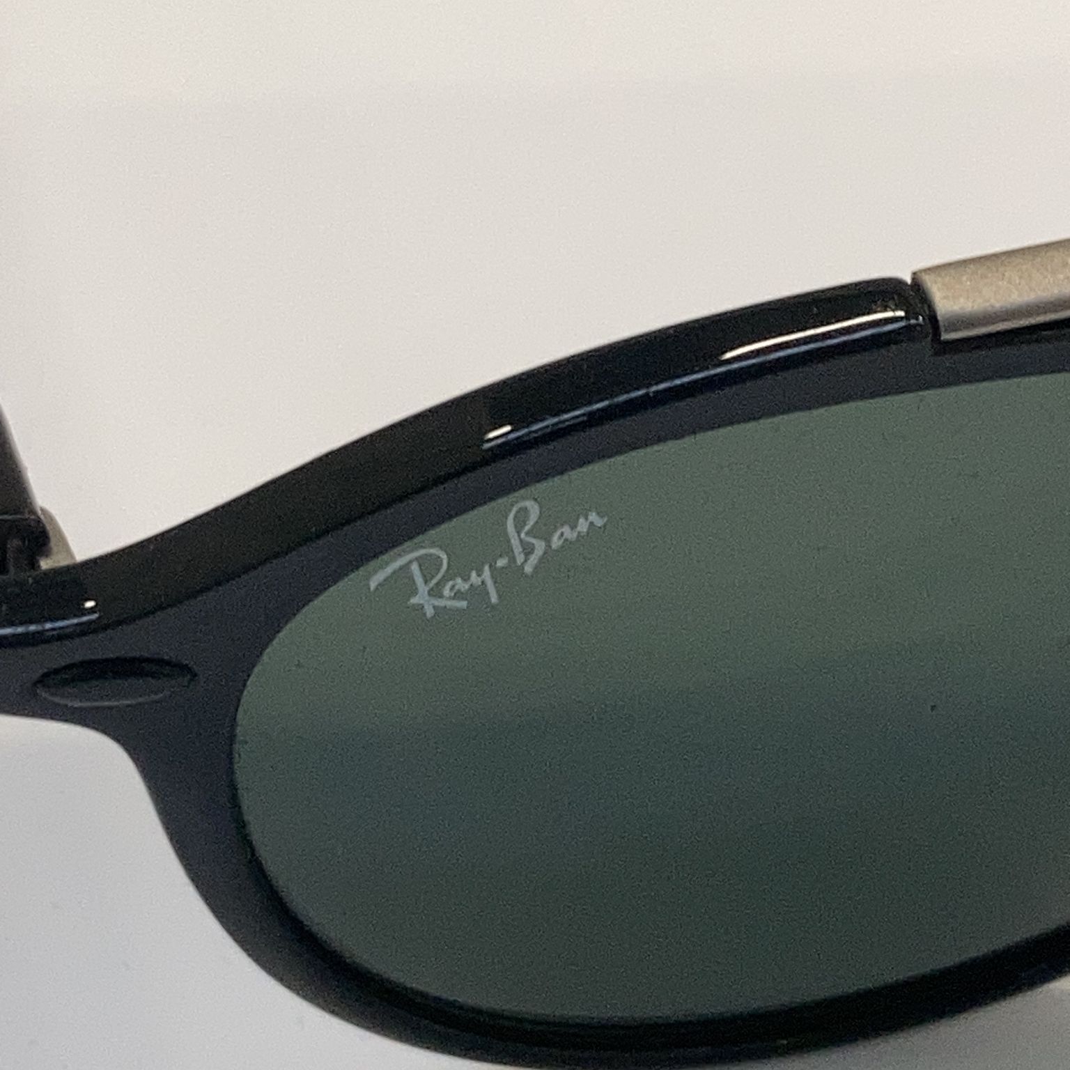 Ray-Ban