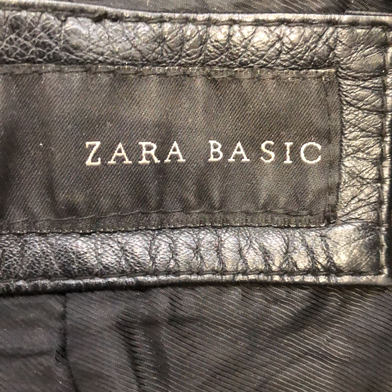 Zara Basic