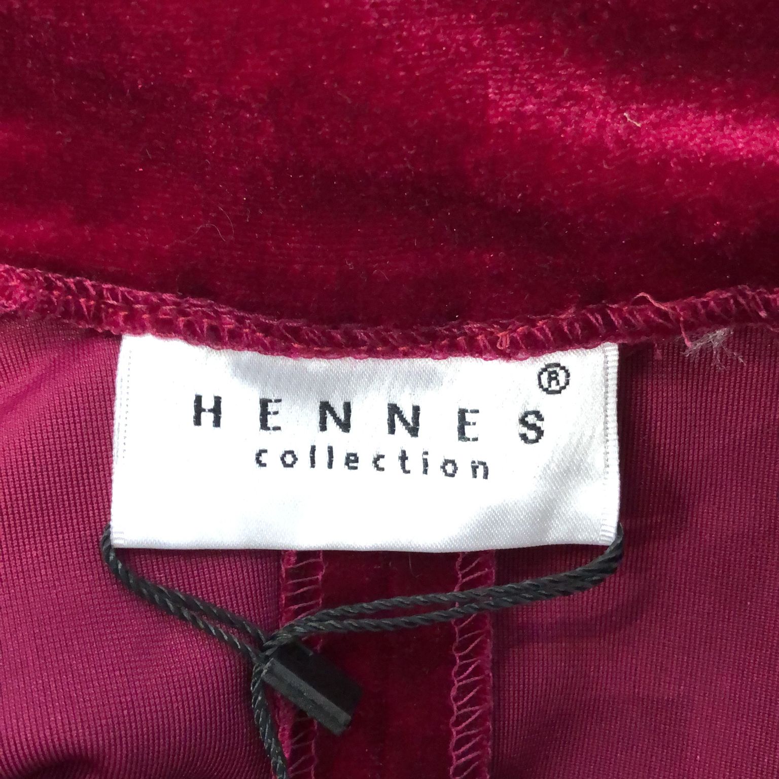 Hennes Collection