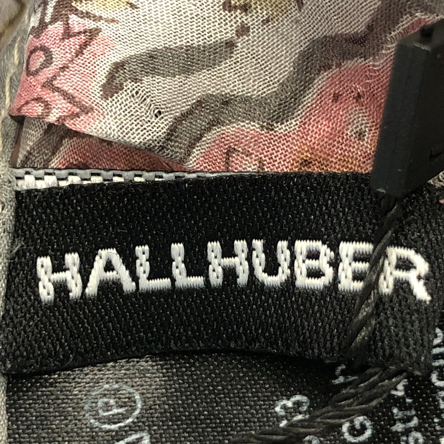 Hallhuber Accessories