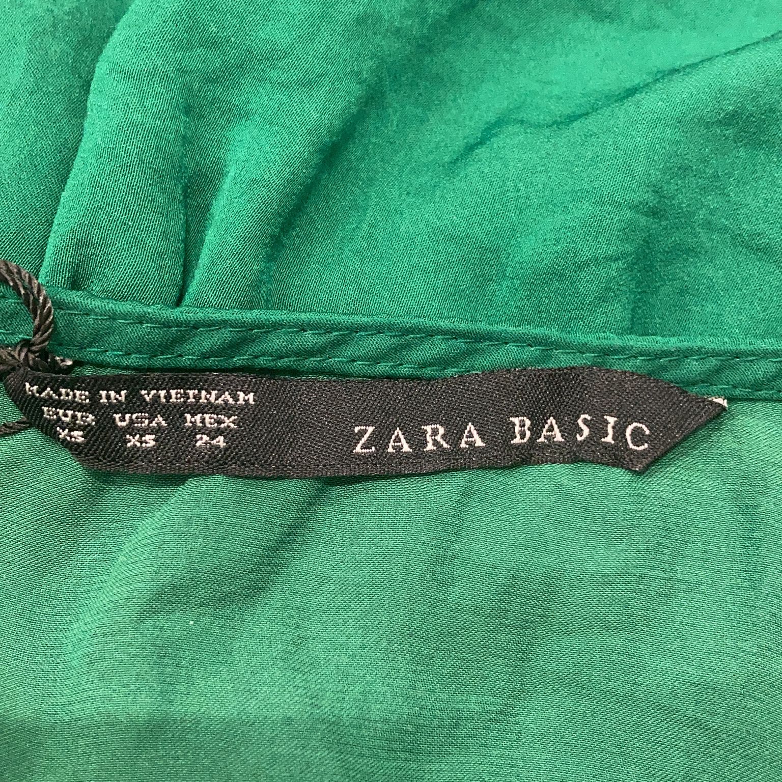 Zara Basic