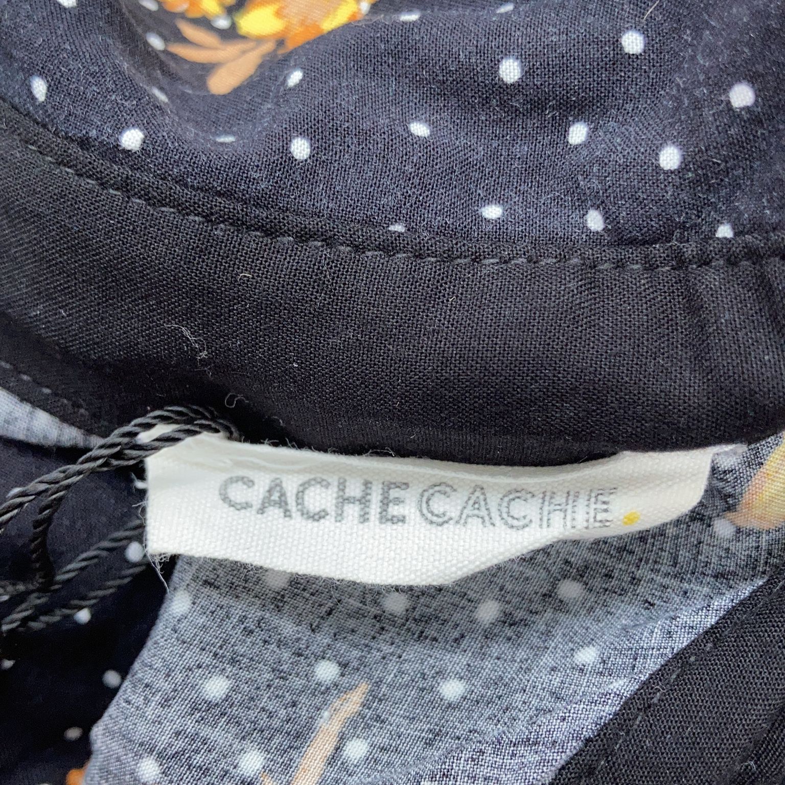 Cache Cache