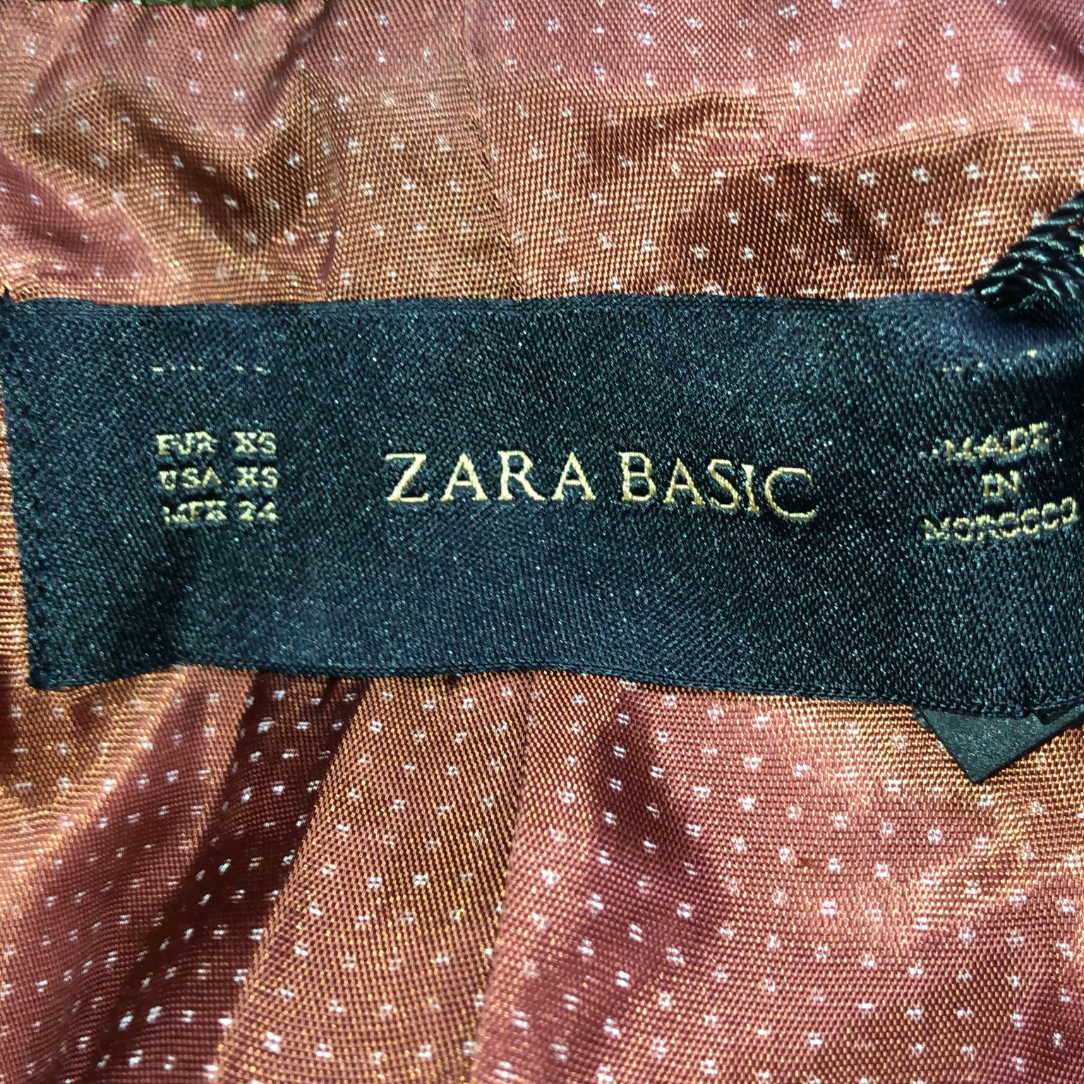 Zara Basic