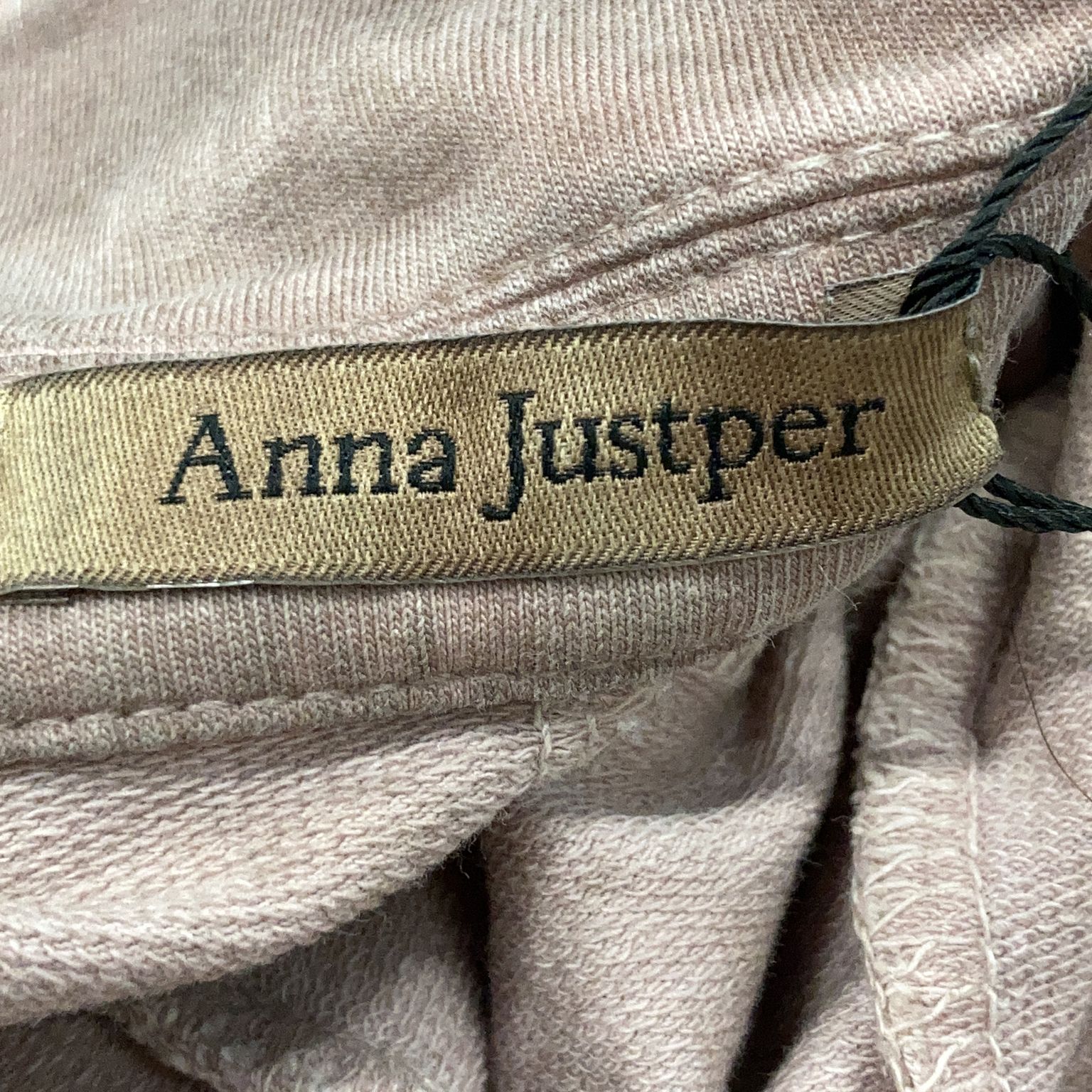 Anna Justper