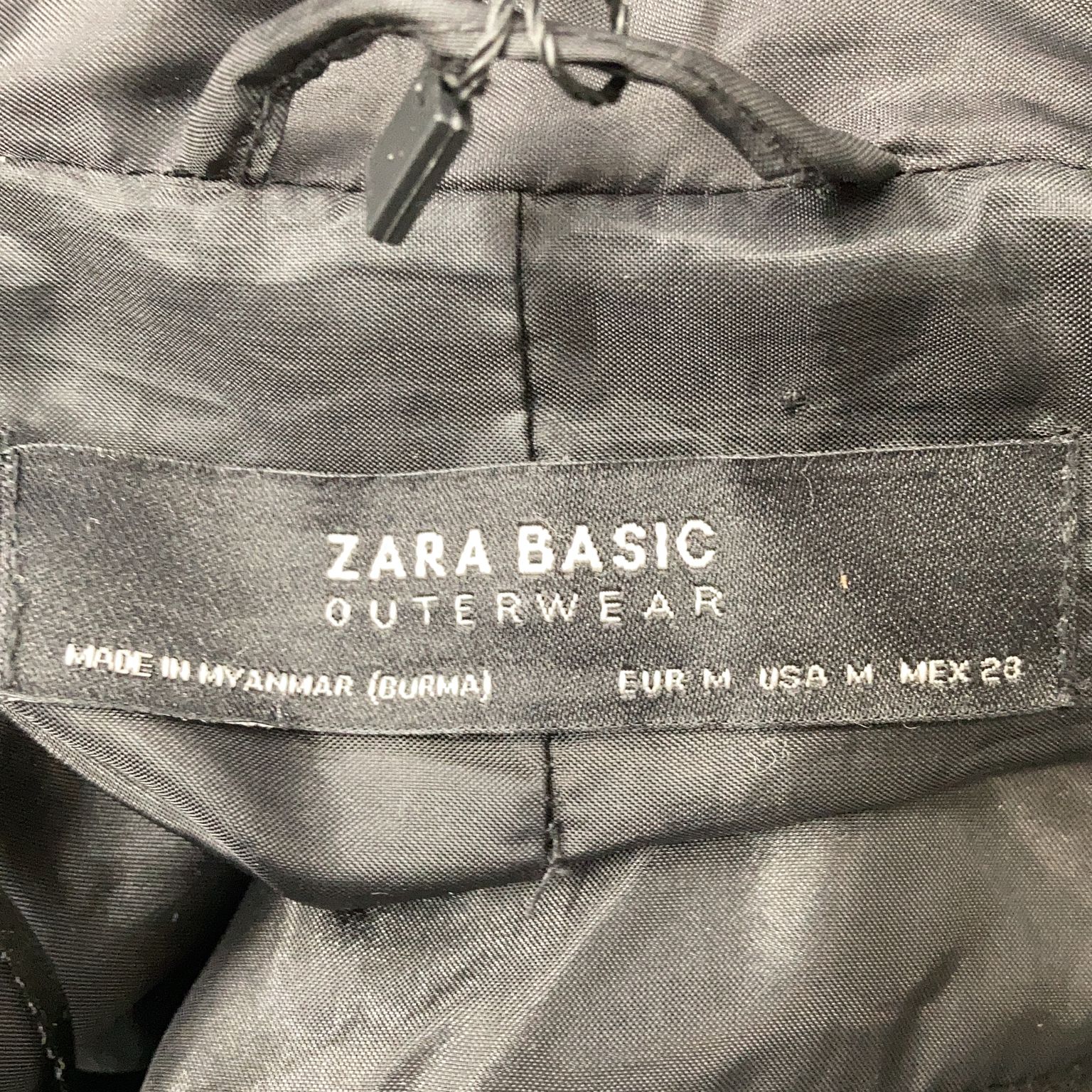 Zara Basic