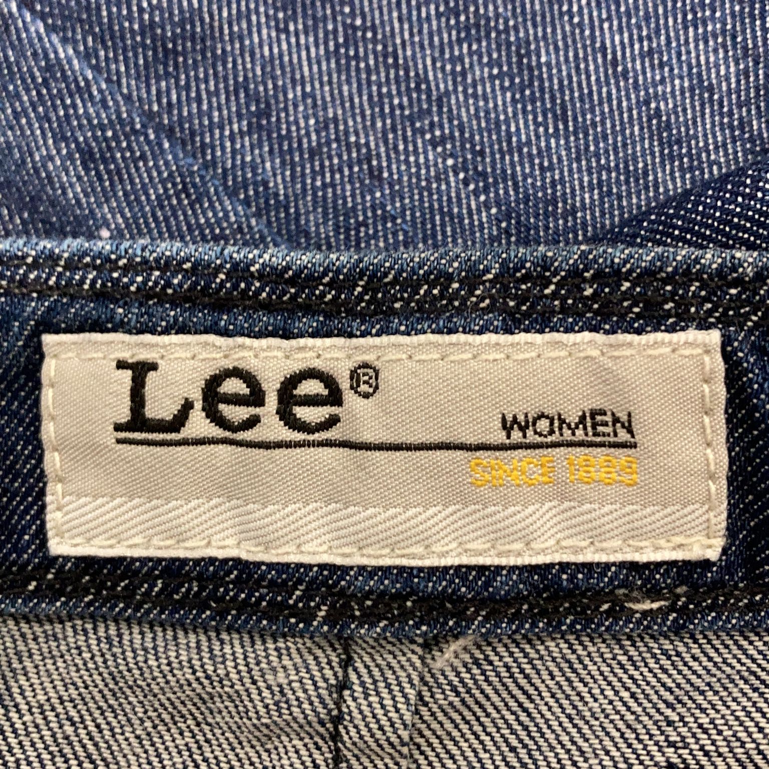 Lee