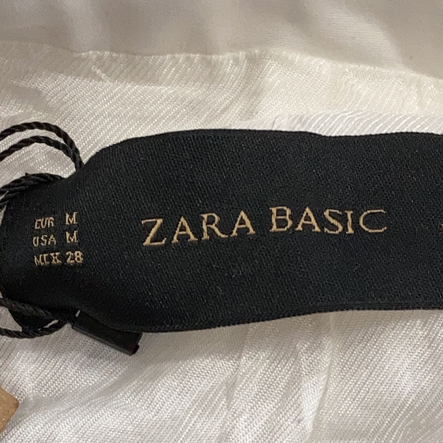 Zara Basic