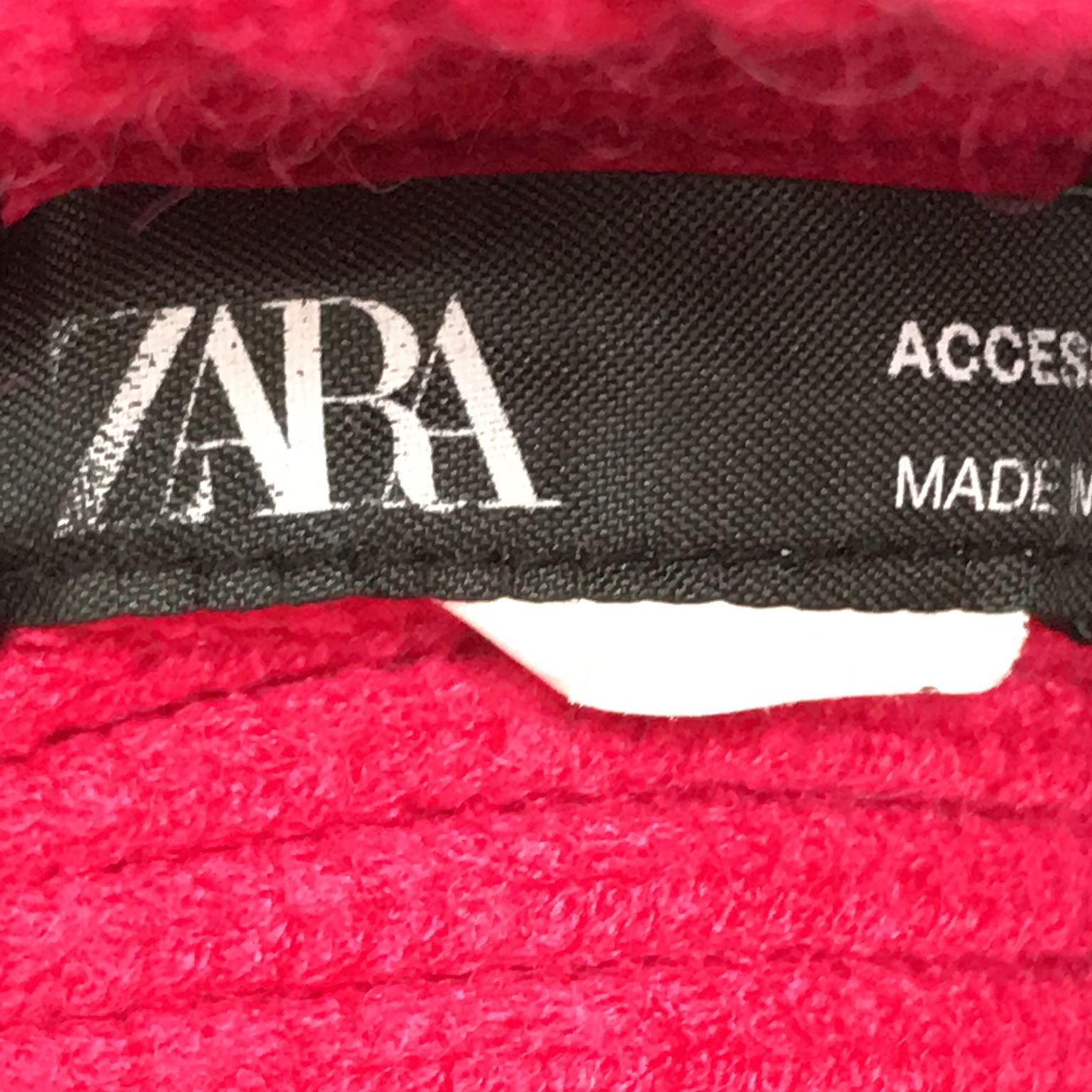 Zara Accessories