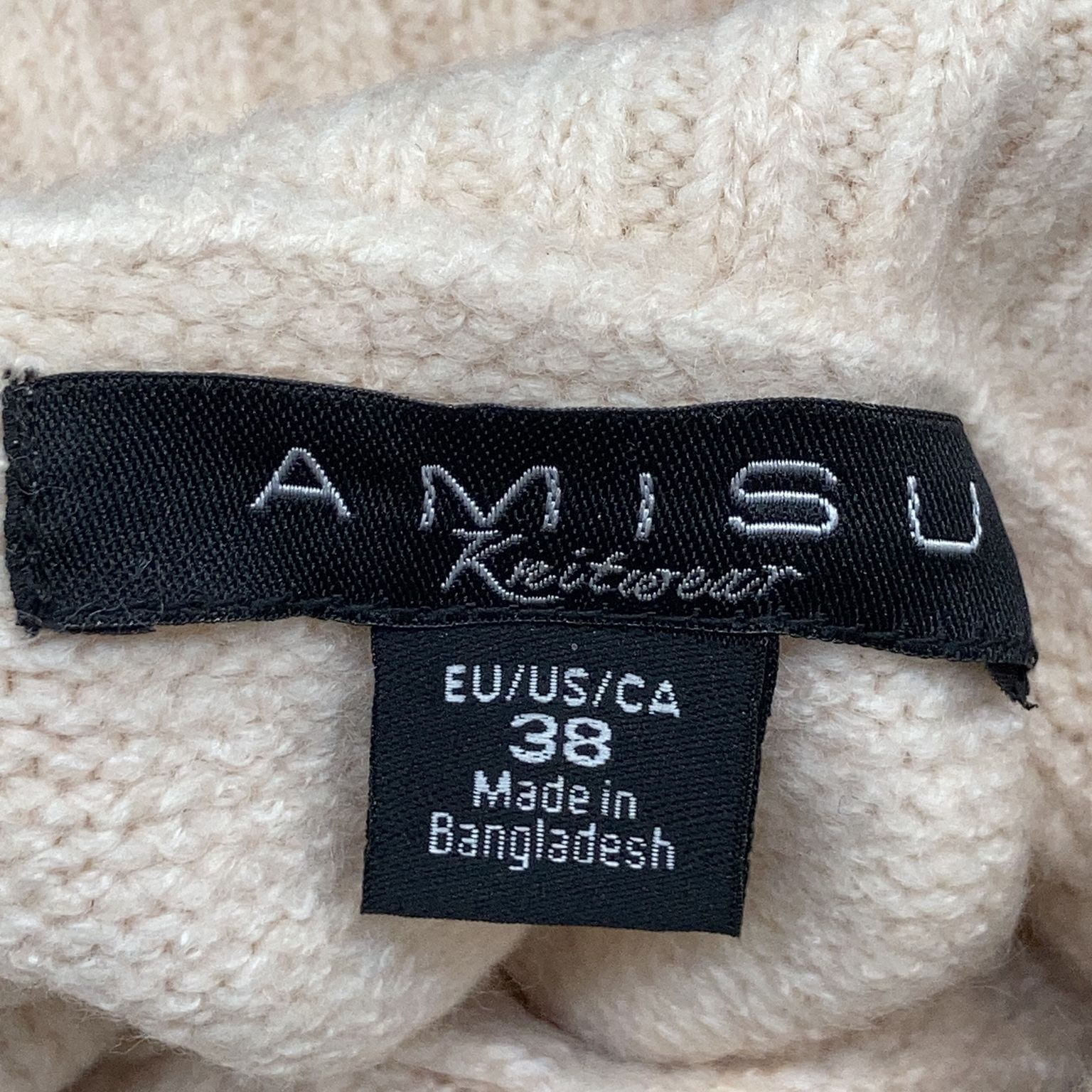 Amisu Knitwear