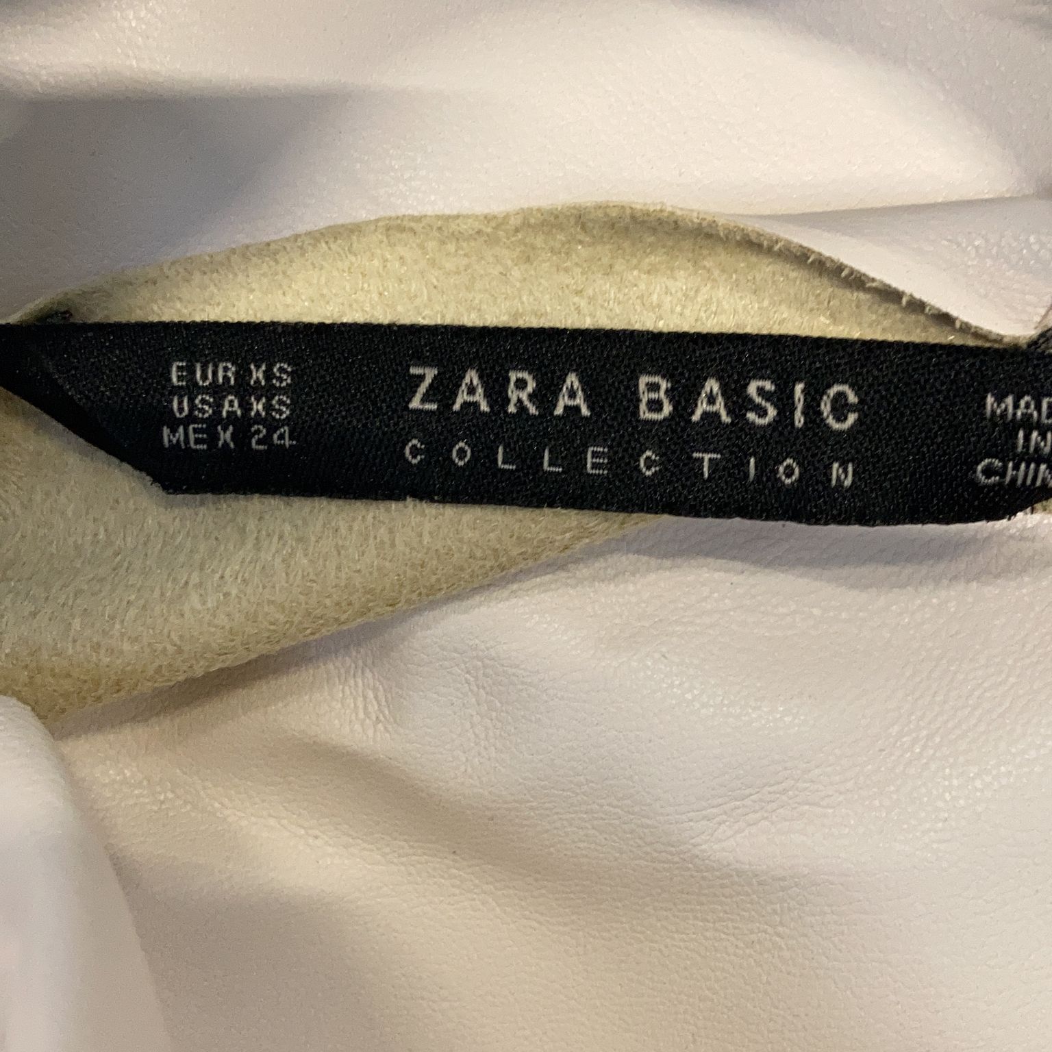 Zara Basic