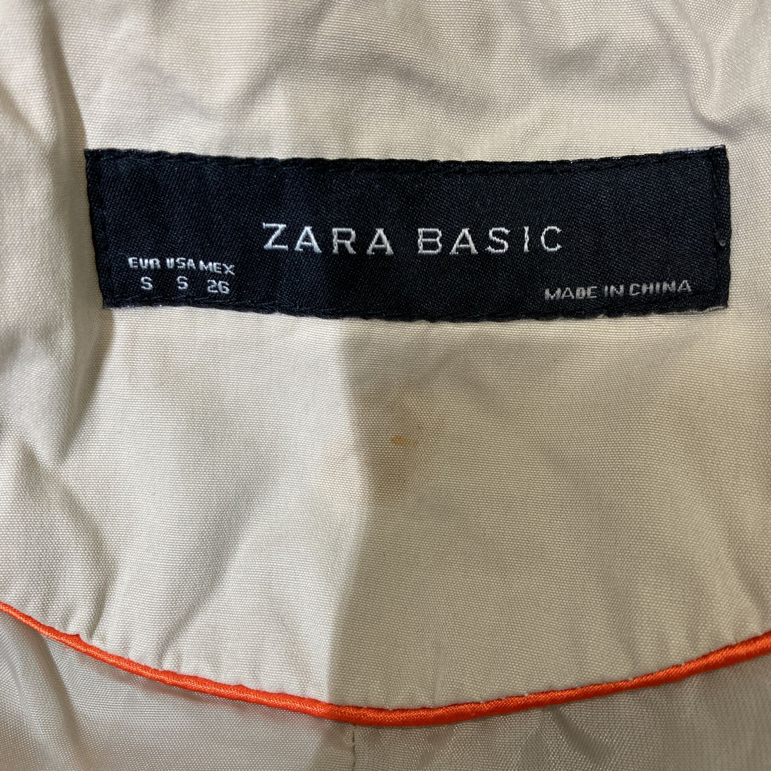 Zara Basic