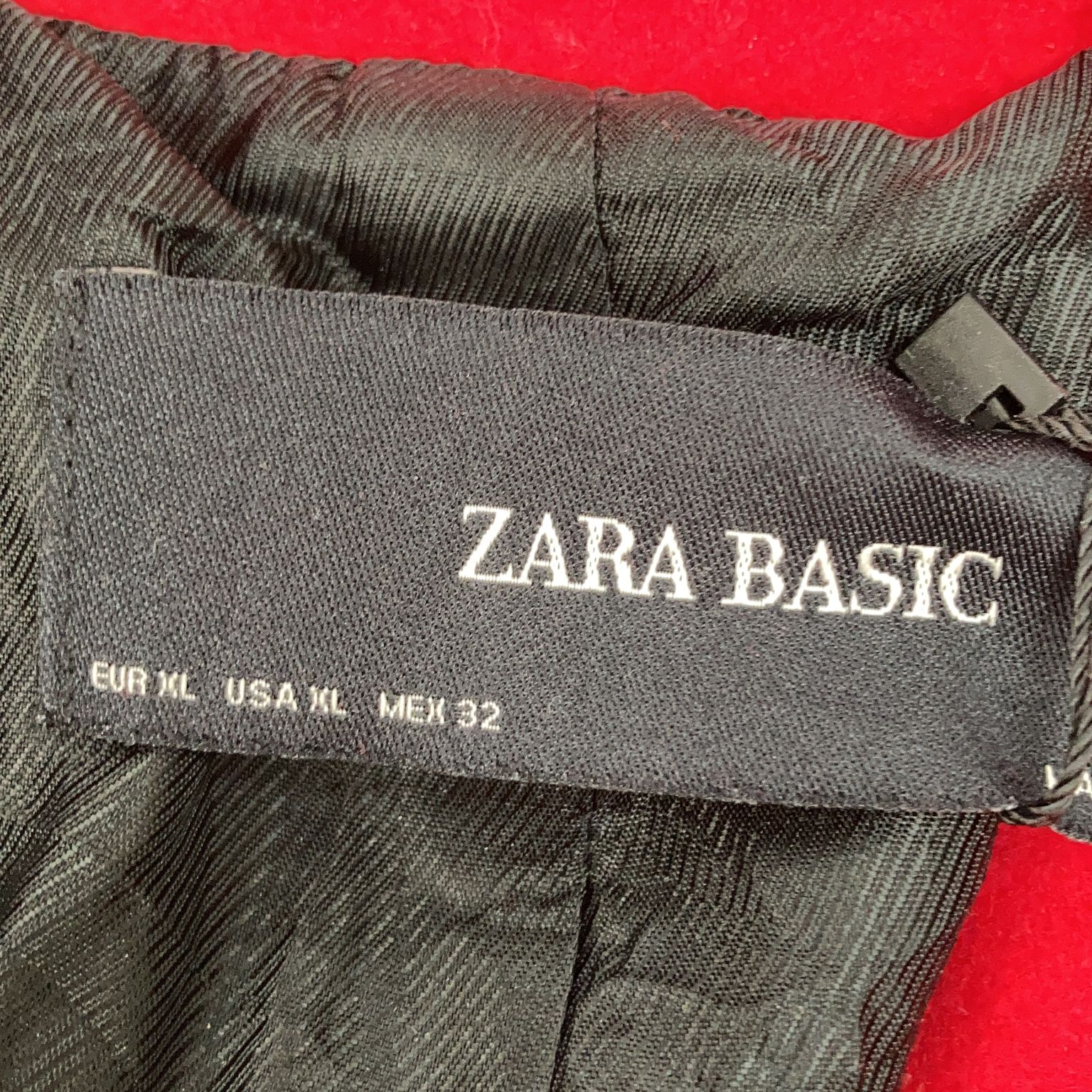 Zara Basic