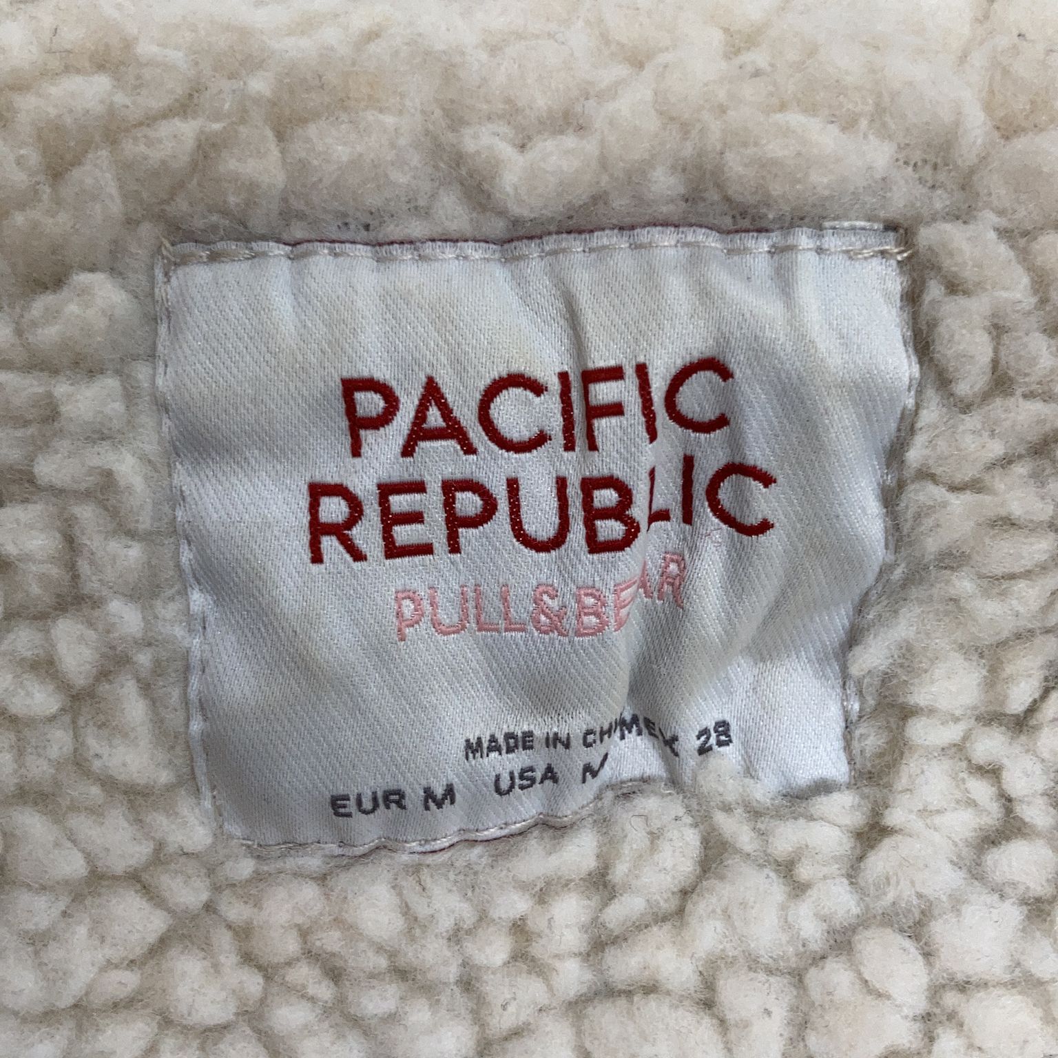 Pacific Republic Pull  Bear