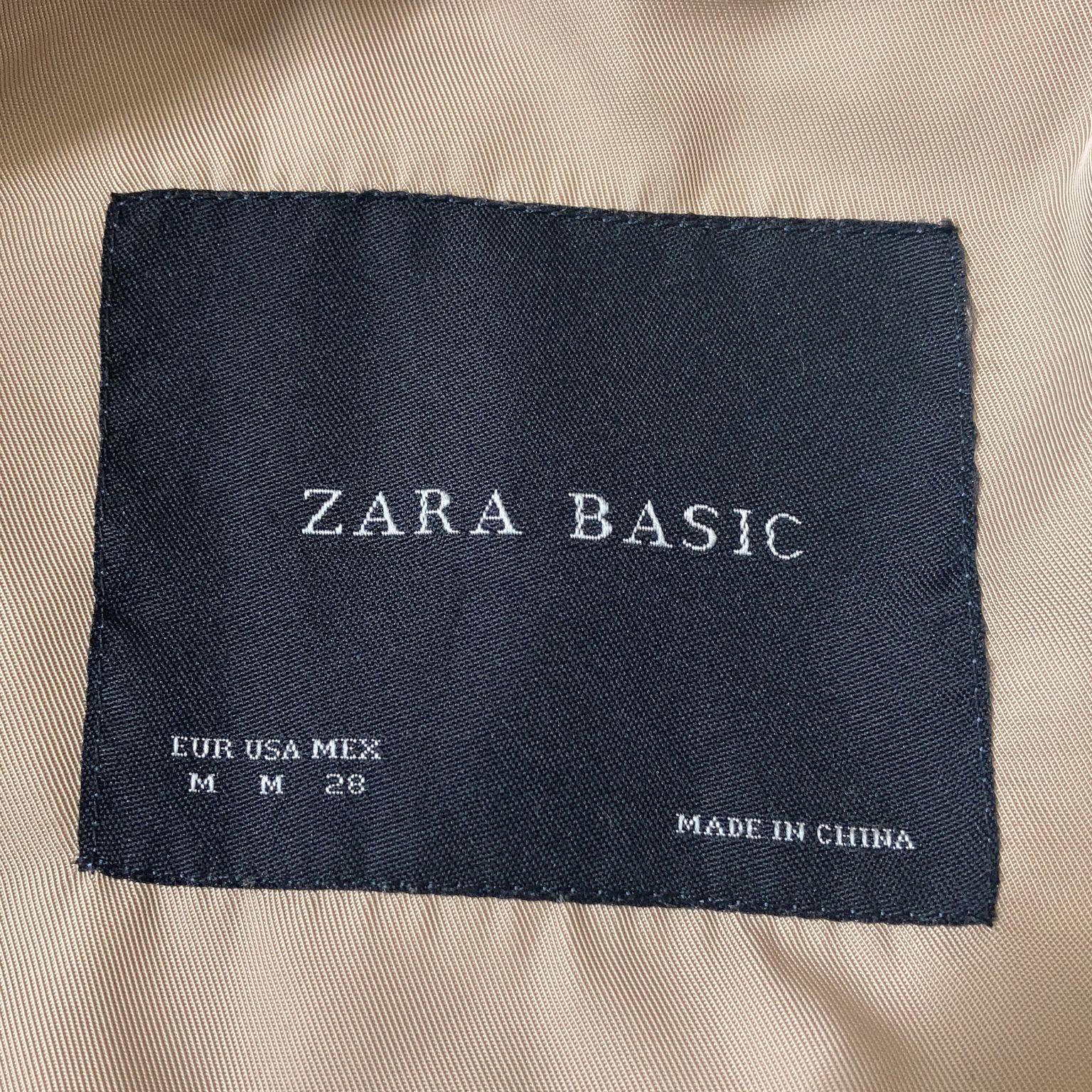 Zara Basic