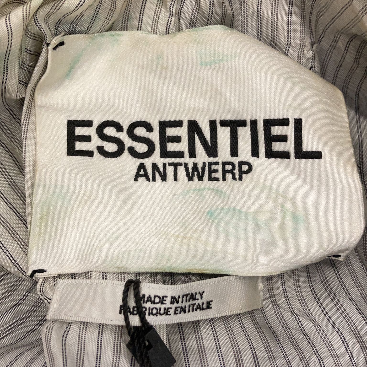 Essentiel Antwerp