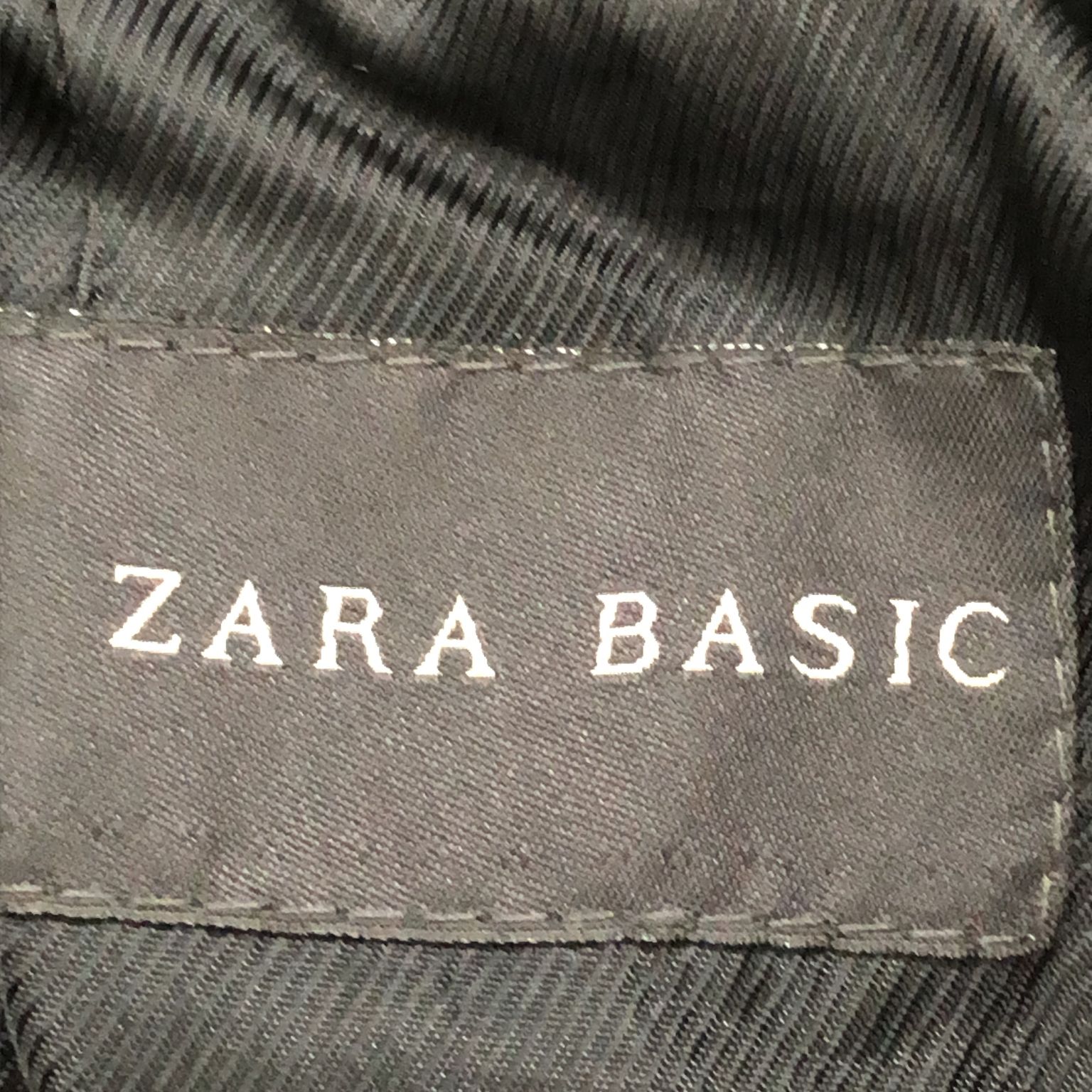 Zara Basic