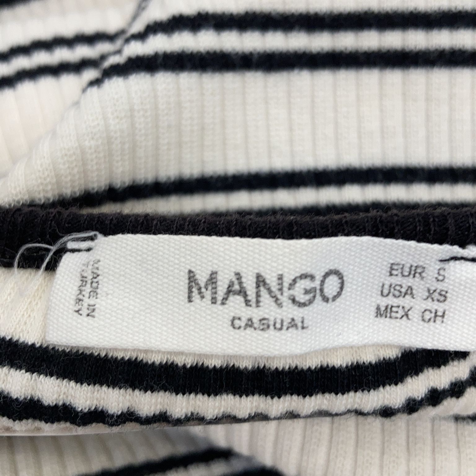 Mango Casual