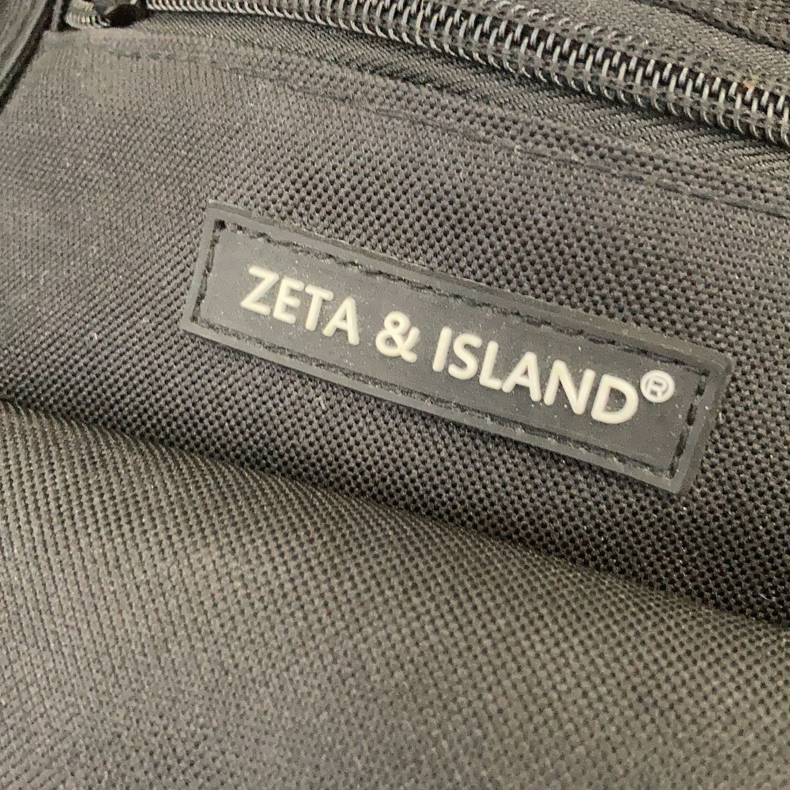 Zeta  Island