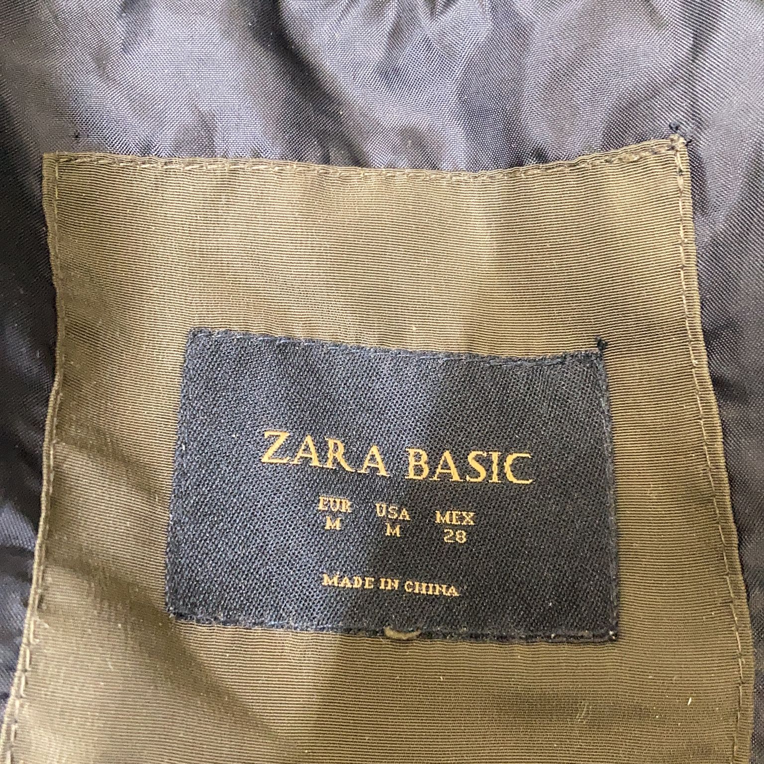 Zara Basic