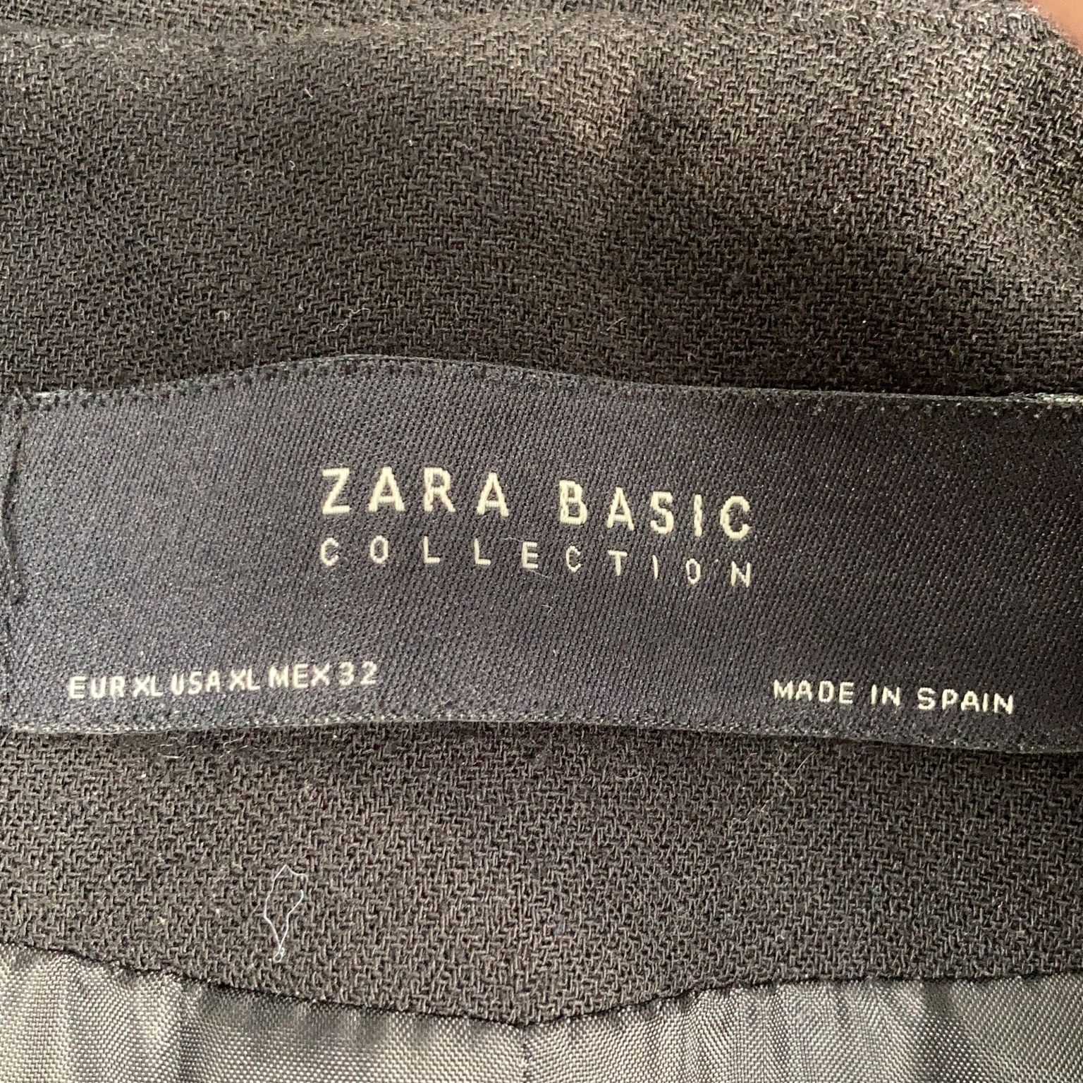 Zara Basic