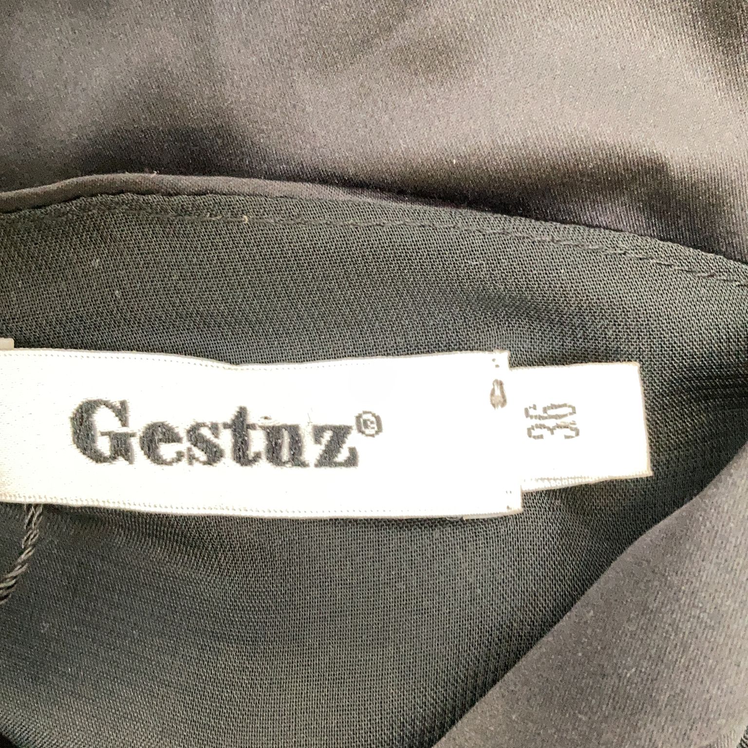 Gestuz