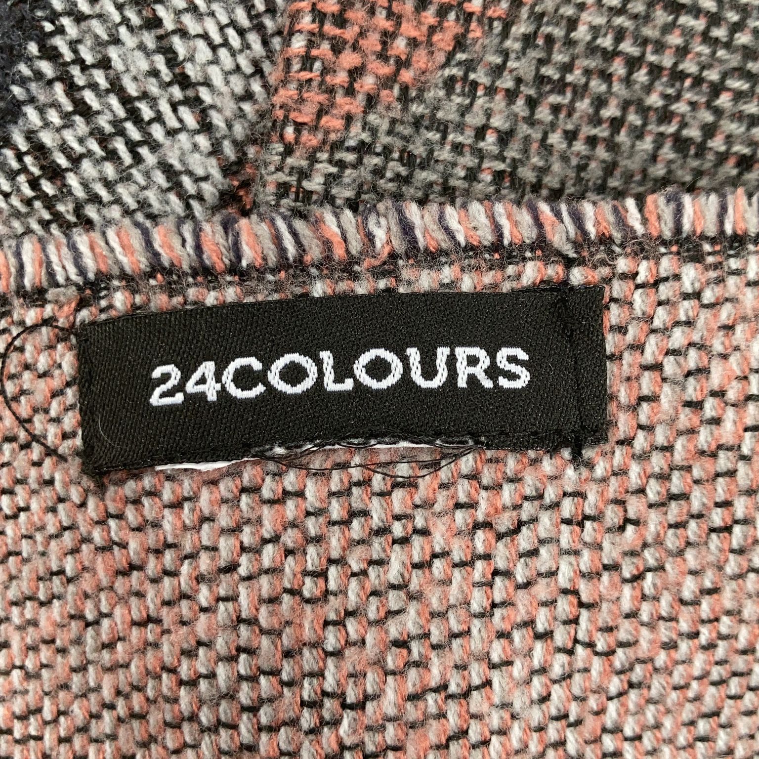 24 Colours