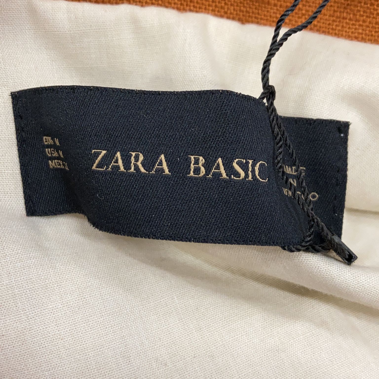 Zara Basic