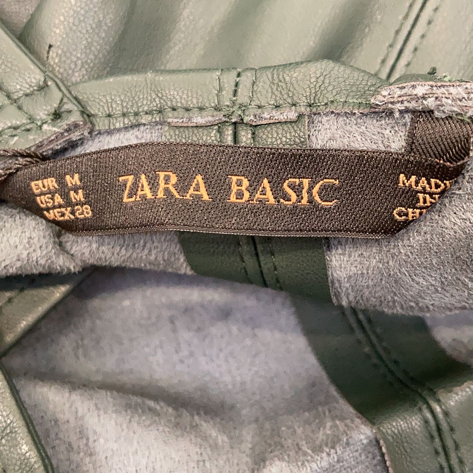 Zara Basic