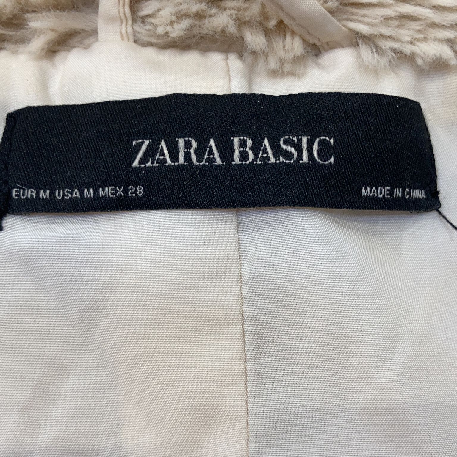 Zara Basic