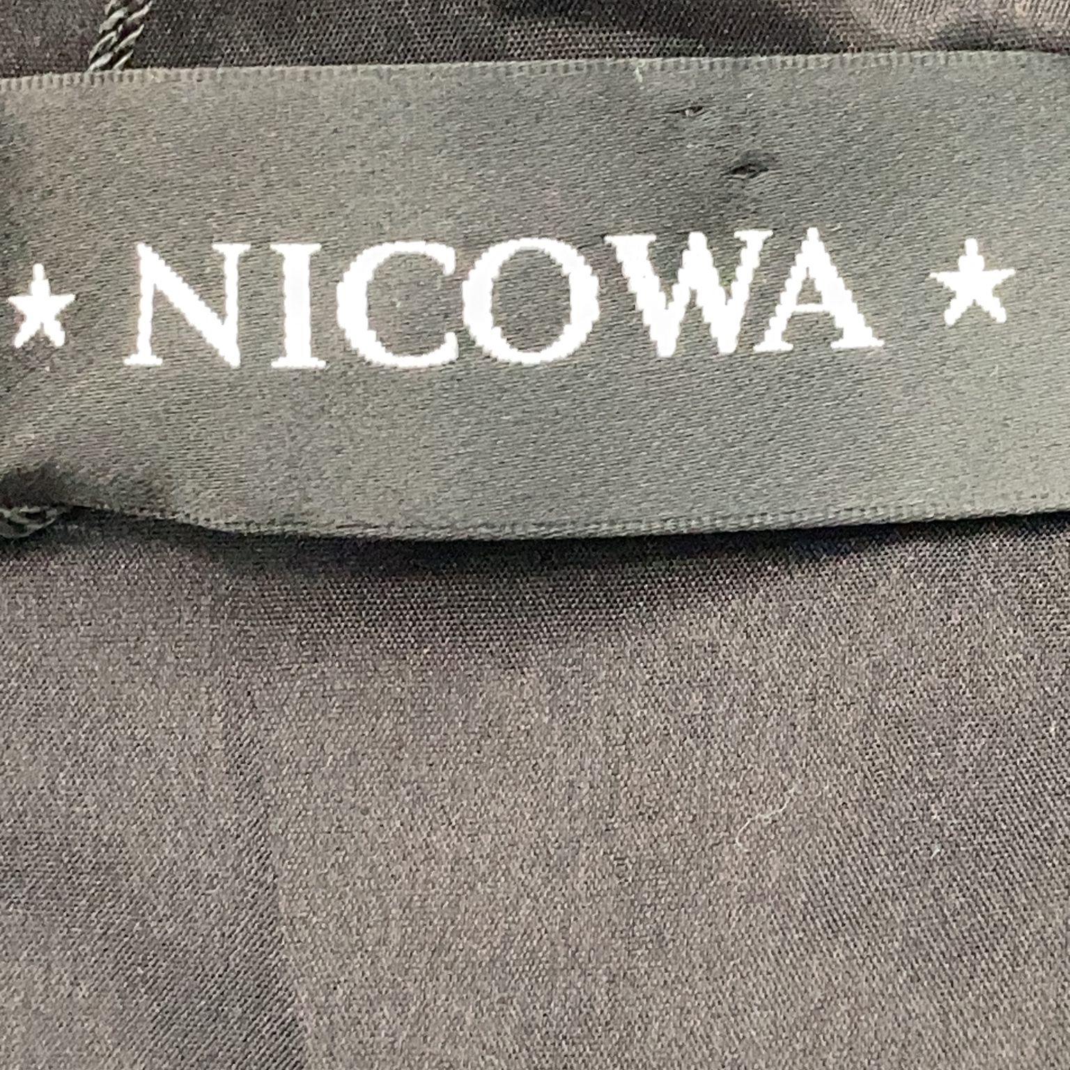 Nicowa