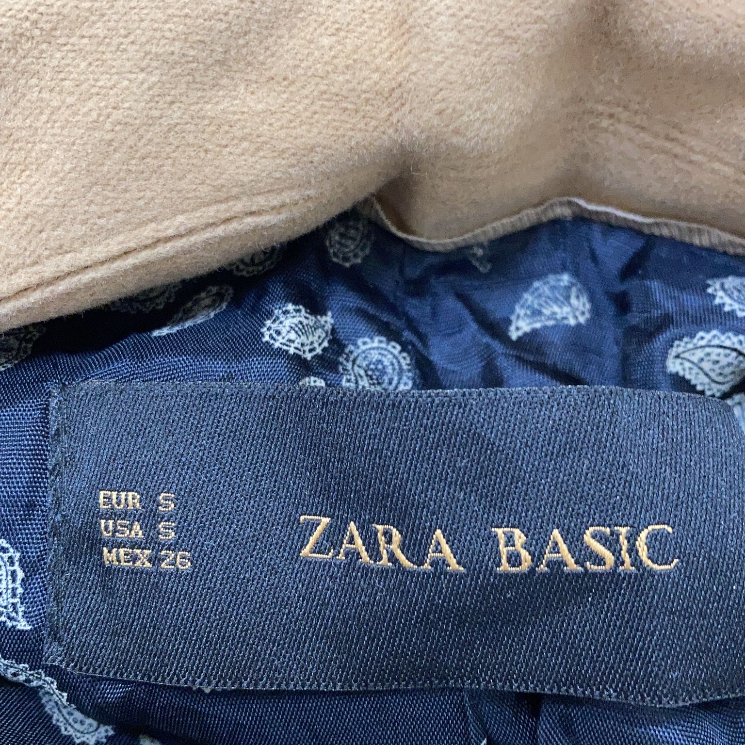 Zara Basic