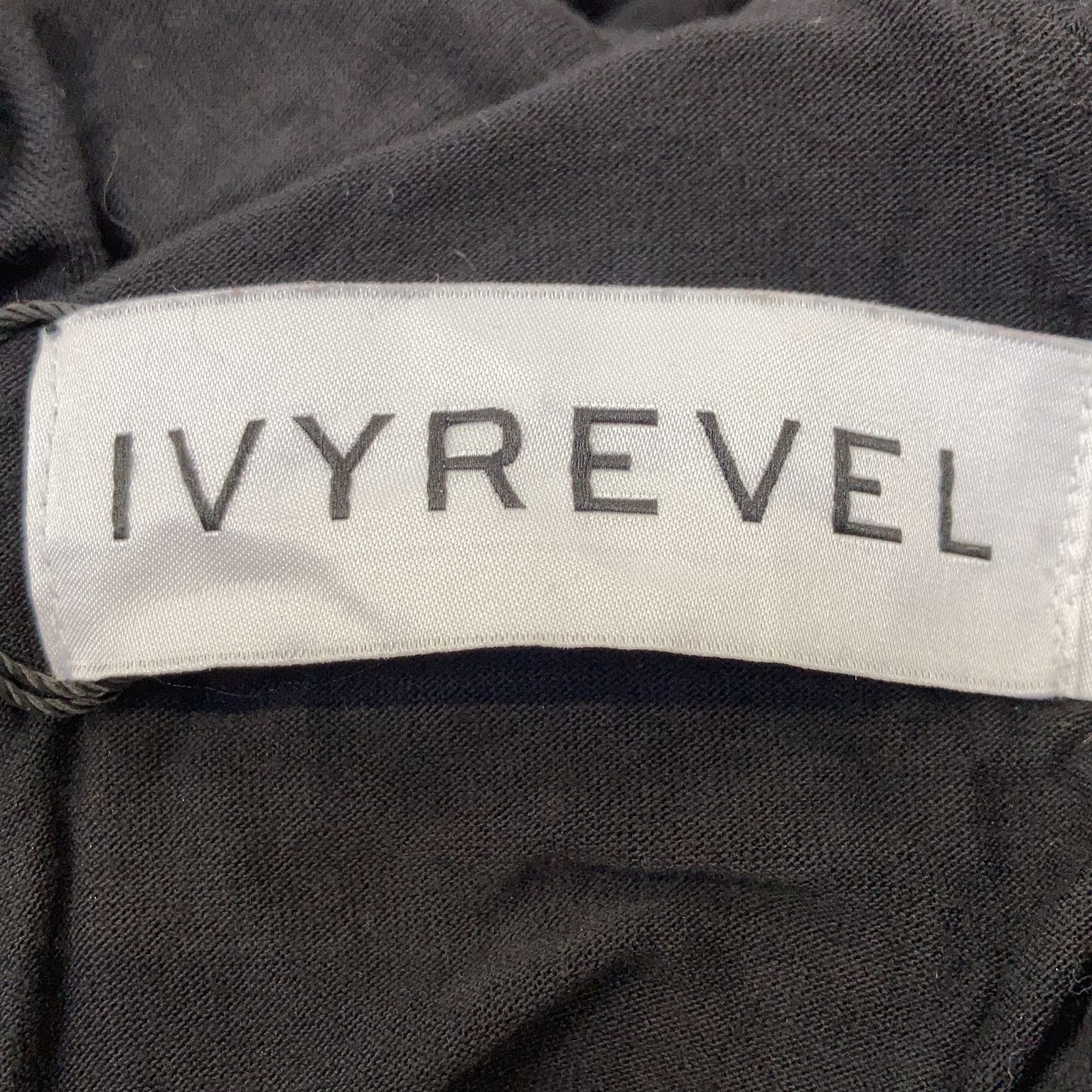 Ivyrevel