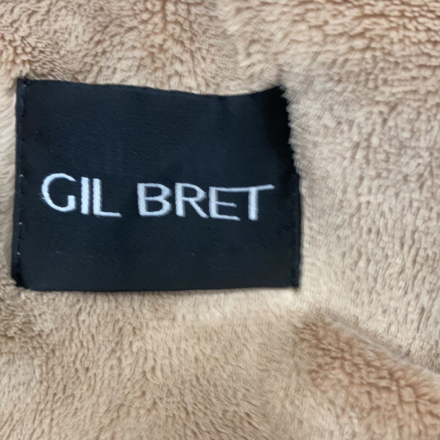 Gil Bret