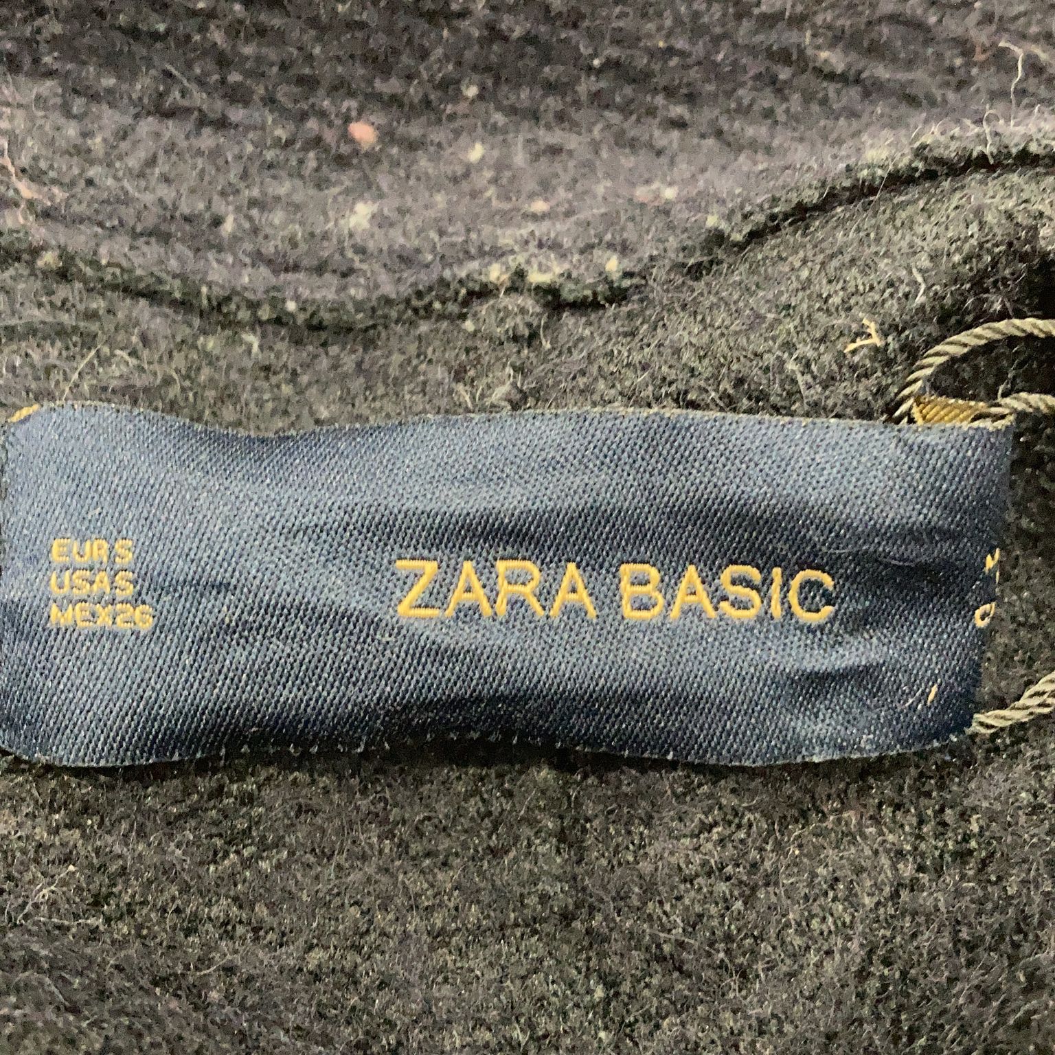 Zara Basic