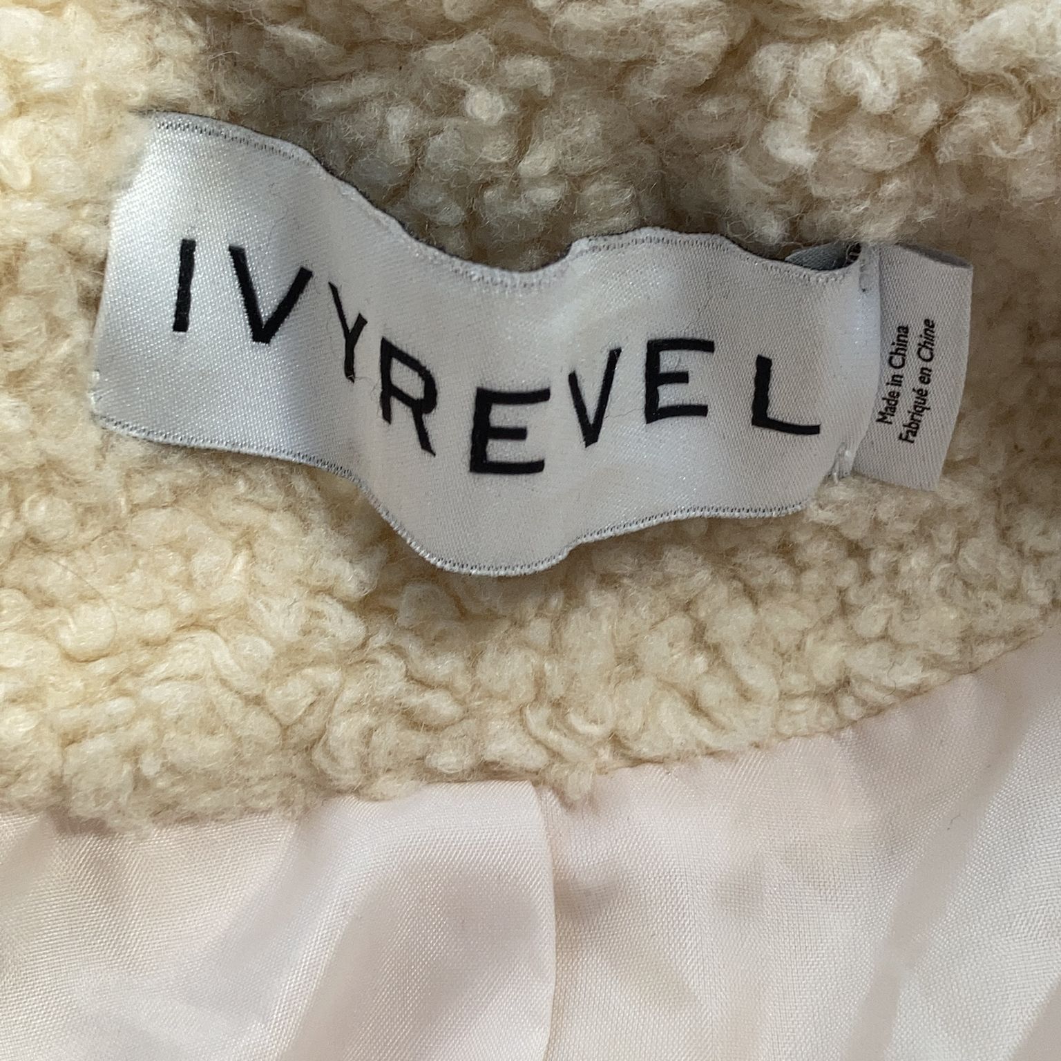 Ivyrevel