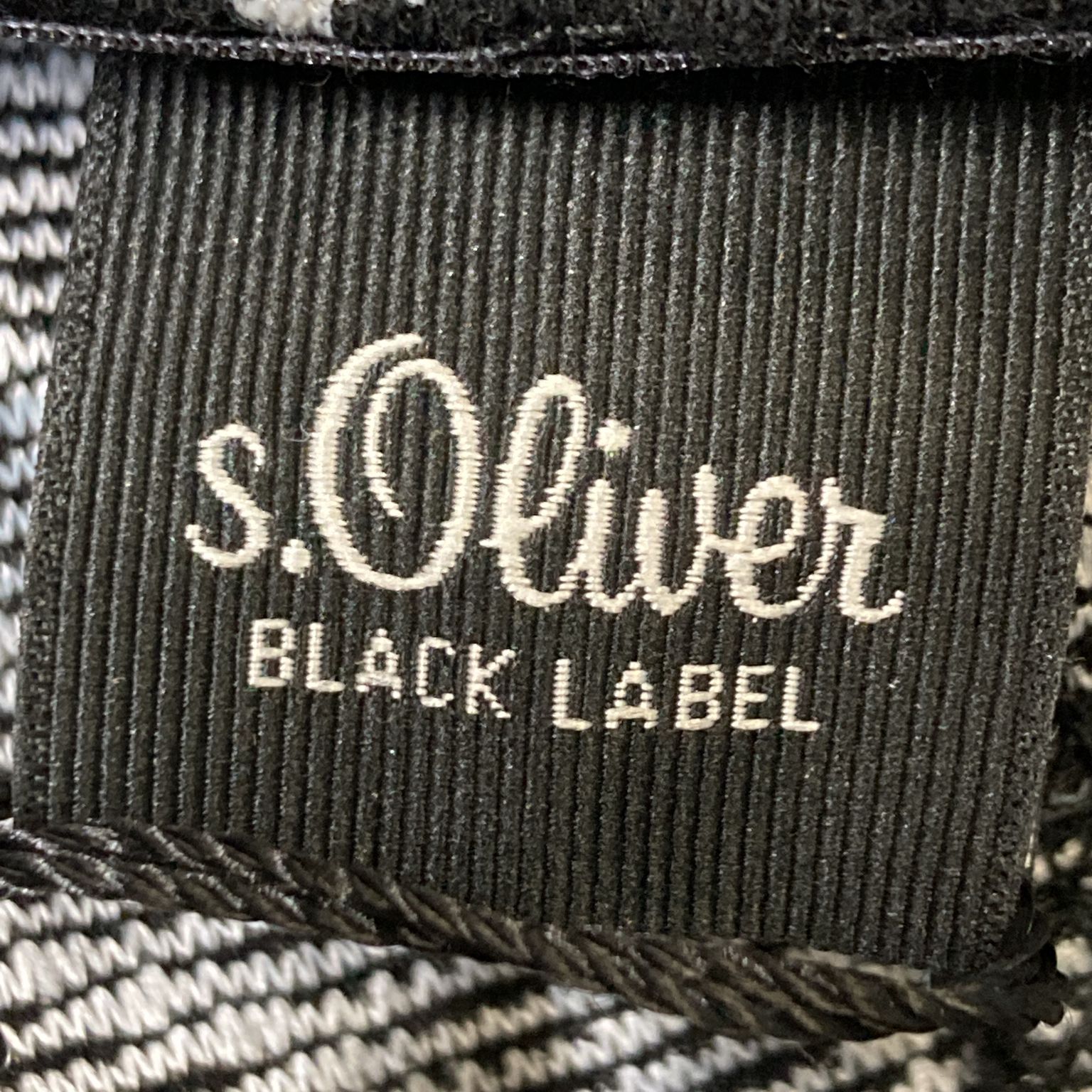 s.Oliver Black Label