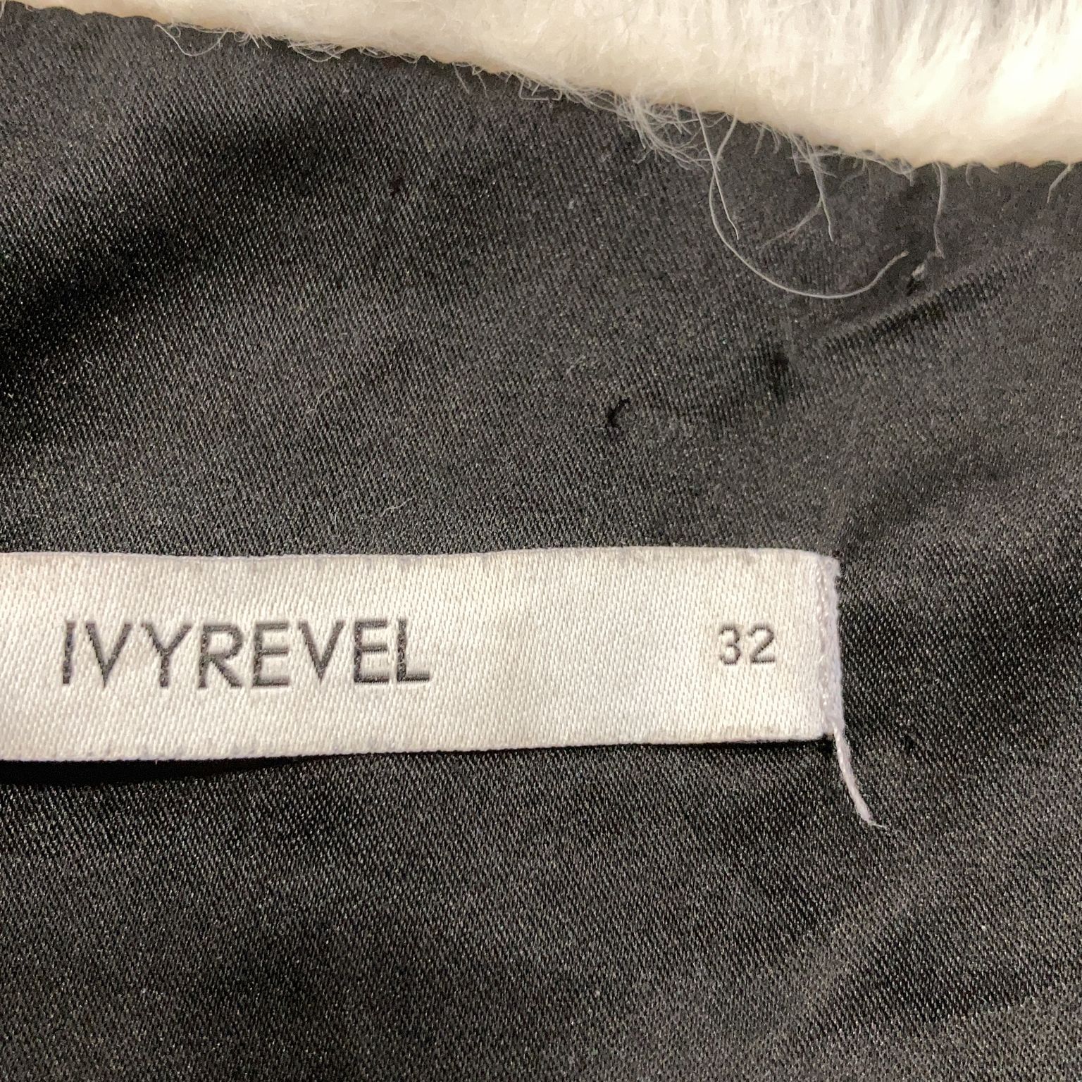 Ivyrevel