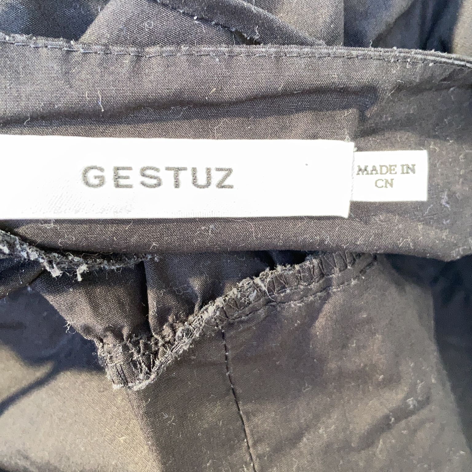 Gestuz