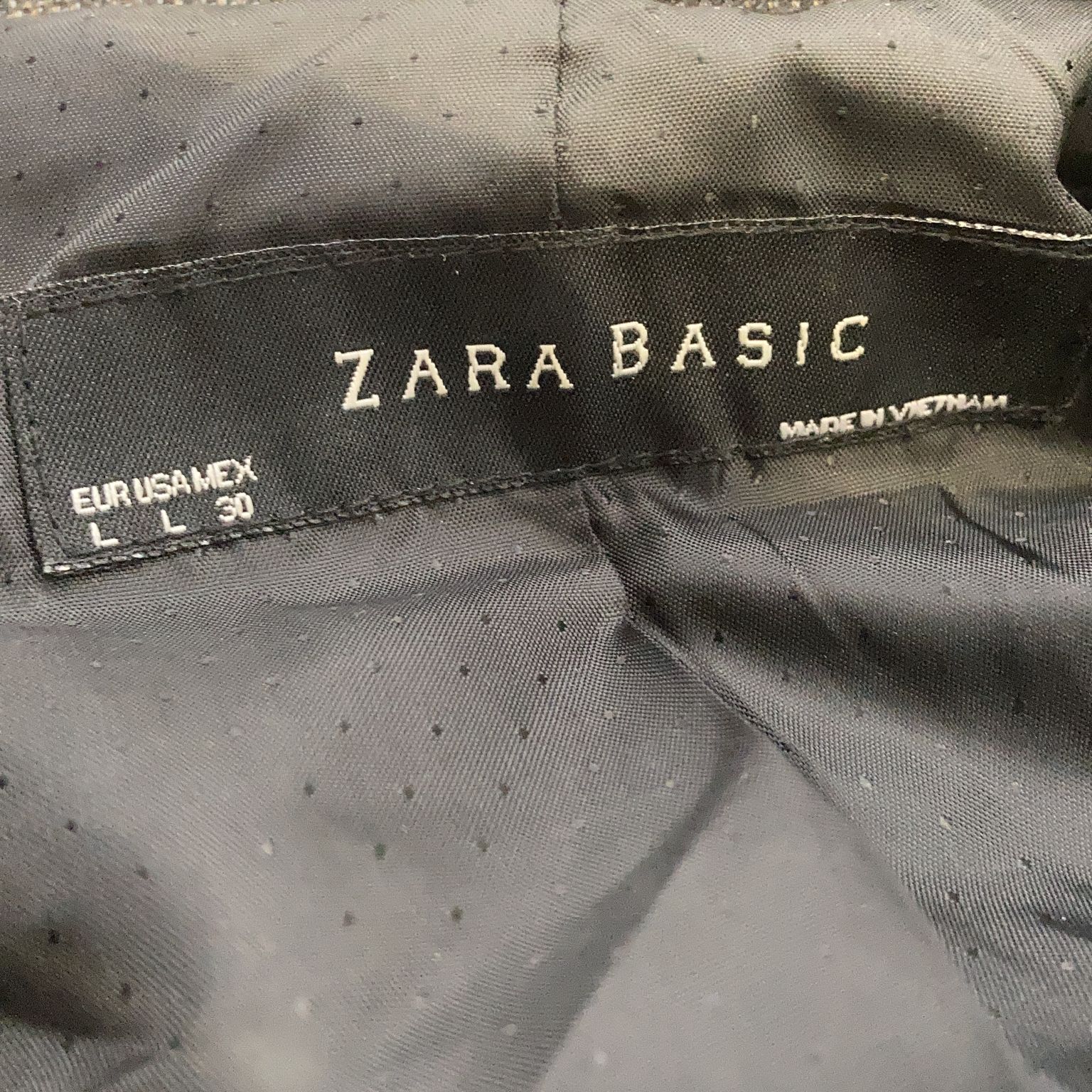 Zara Basic