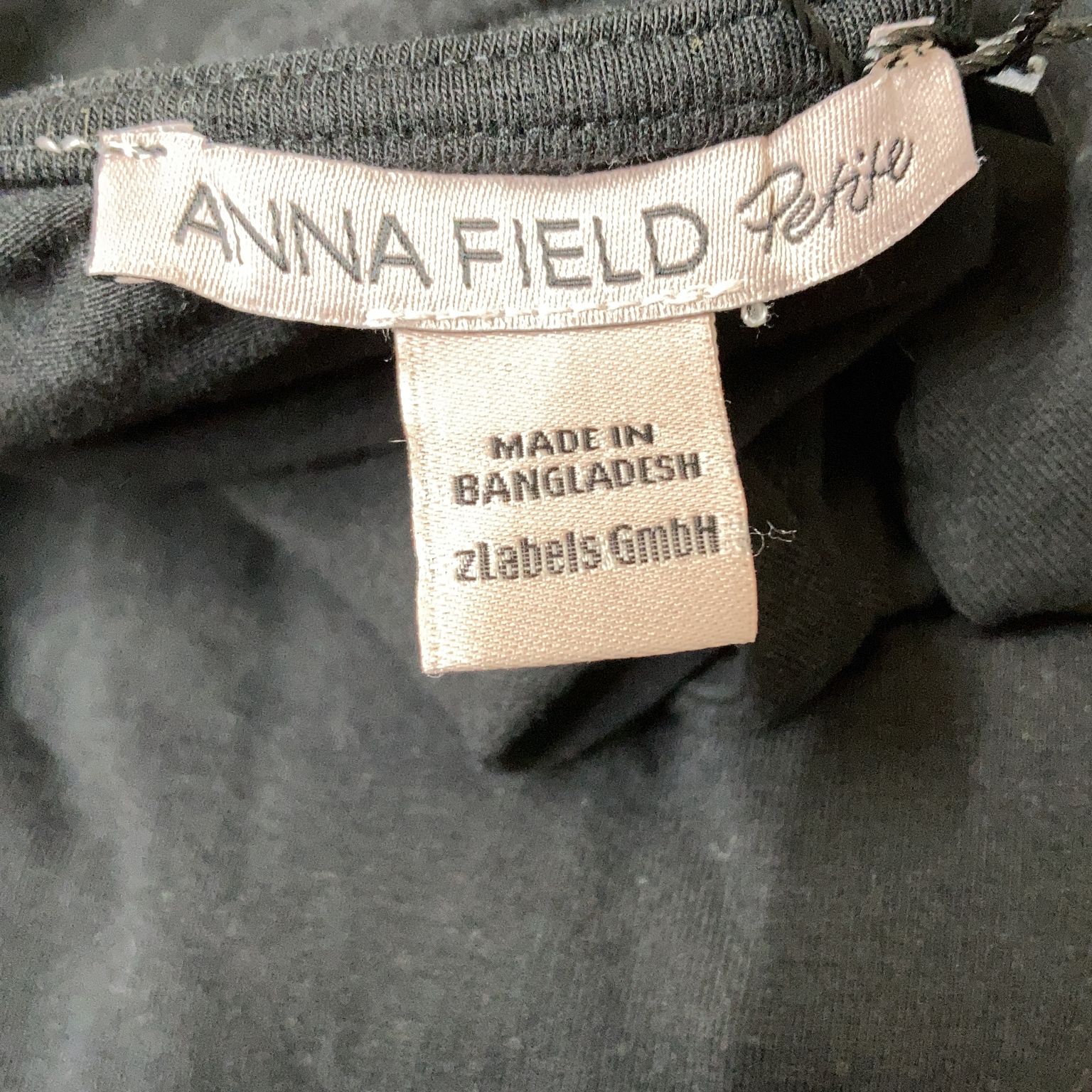 Anna Field