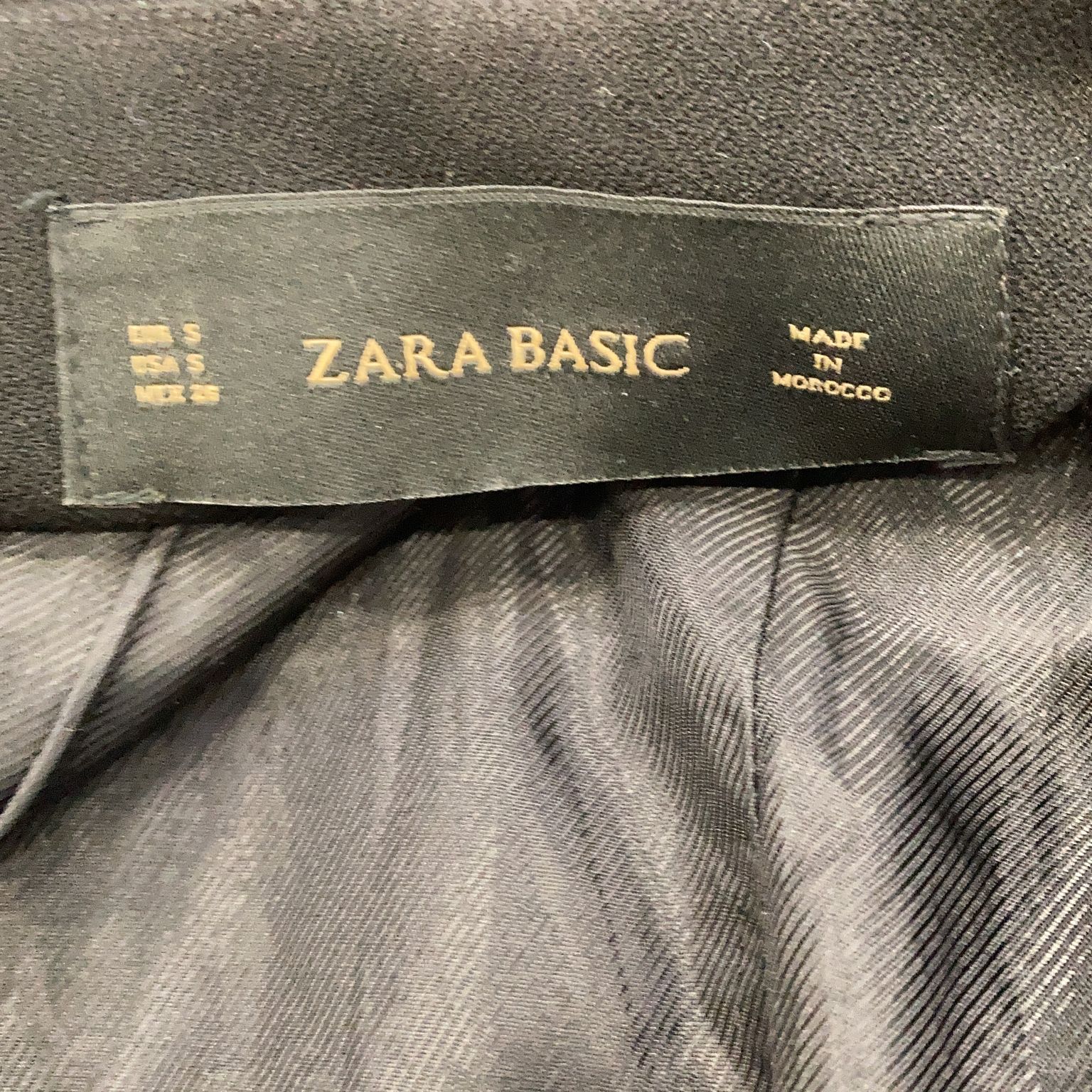 Zara Basic