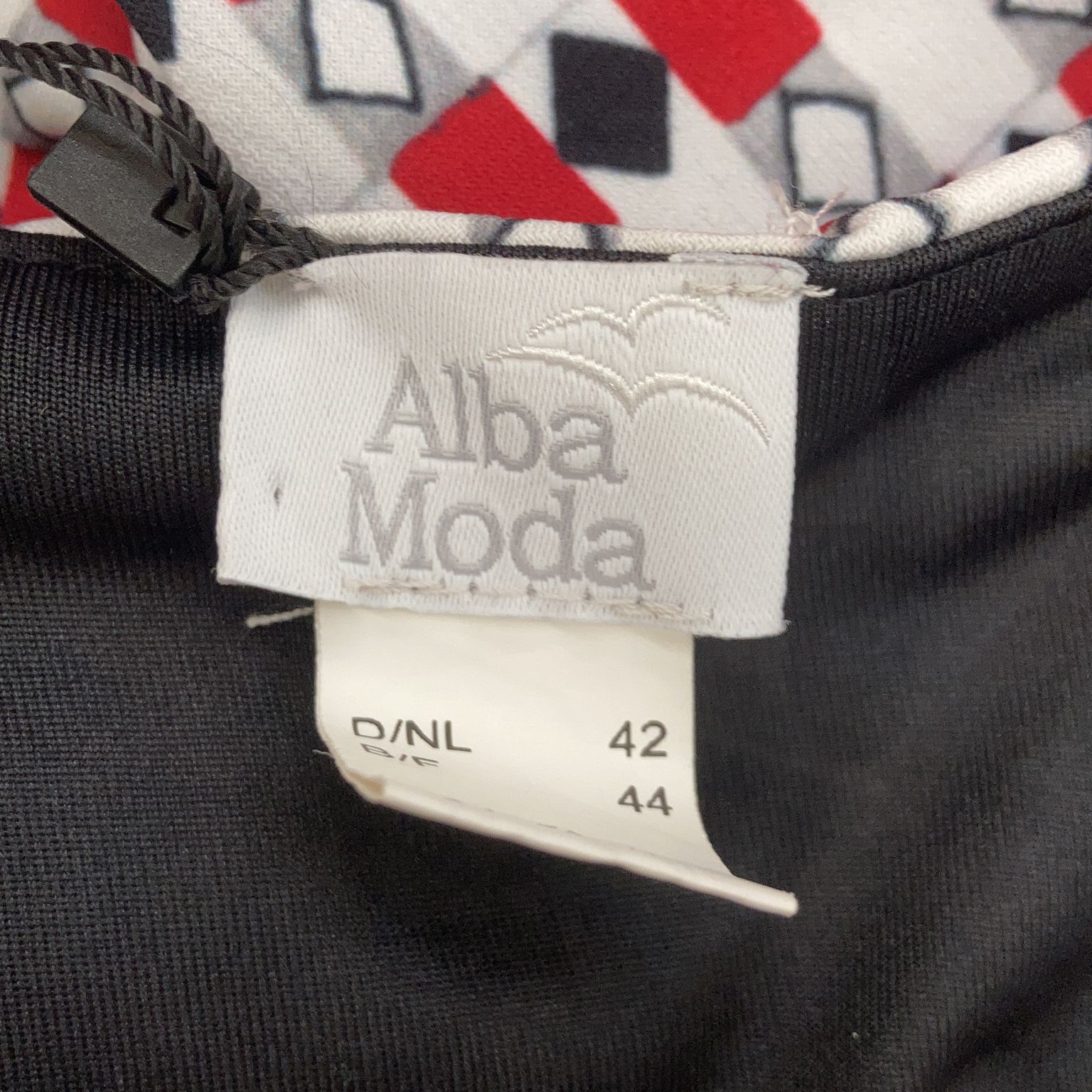 Alba Moda