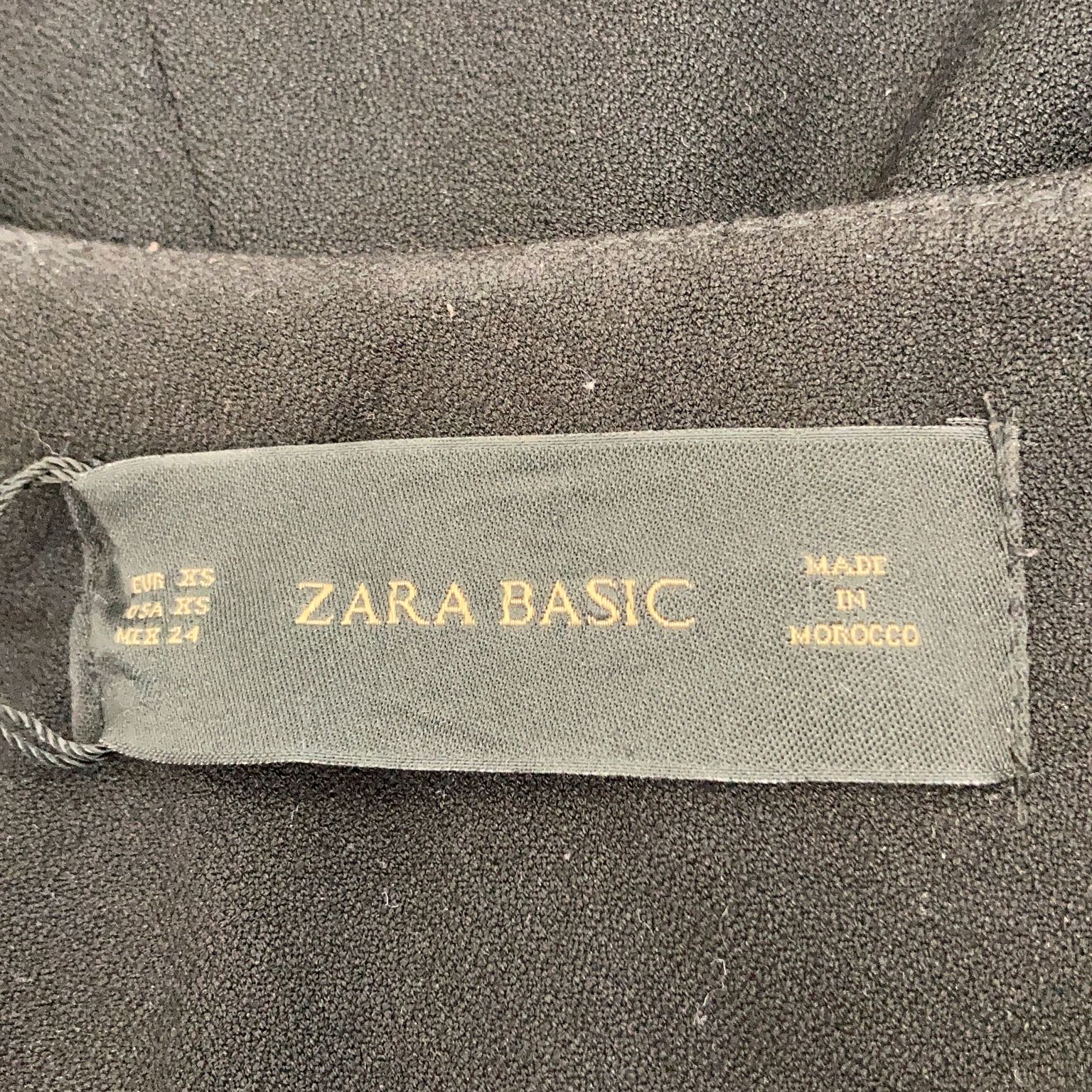 Zara Basic