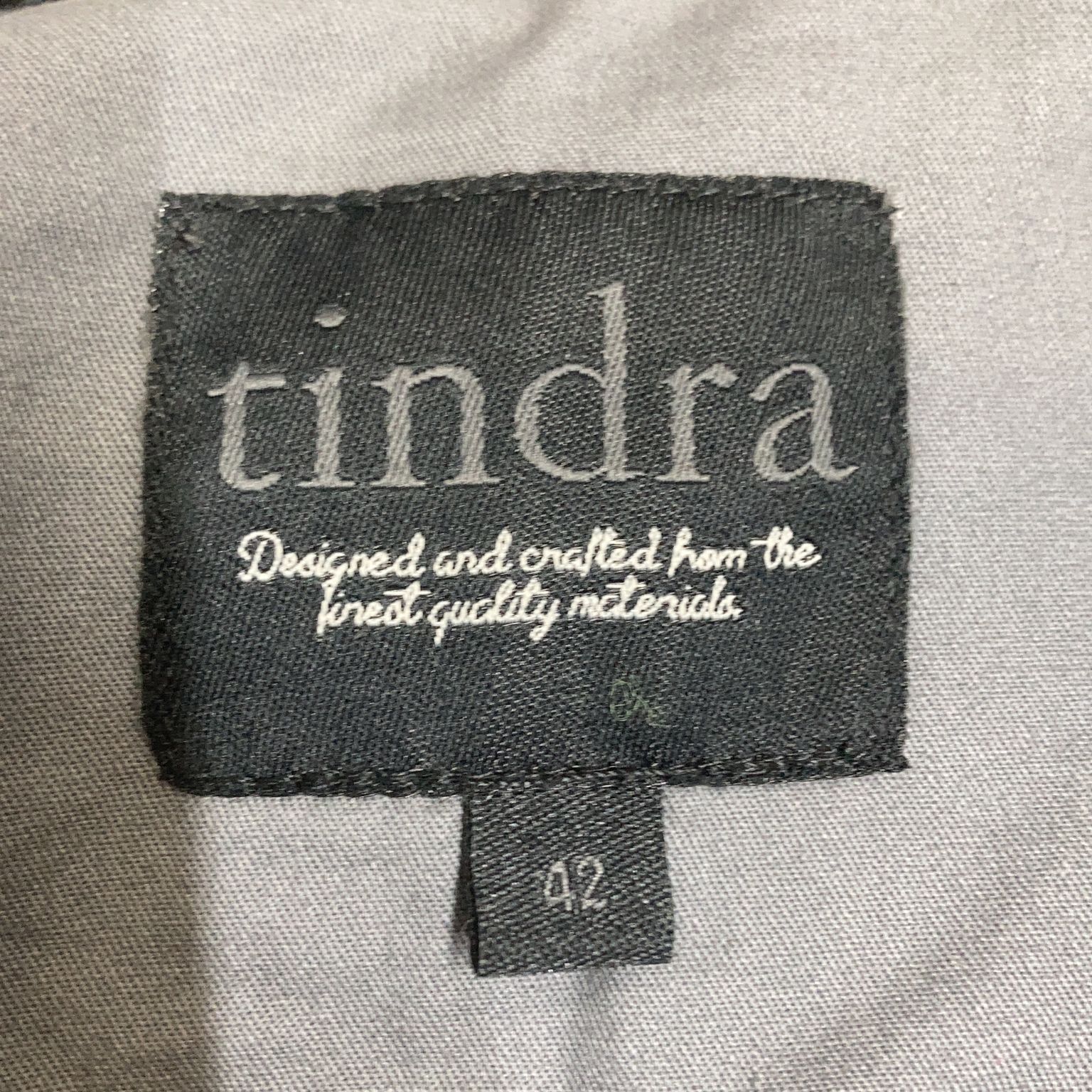 Tindra