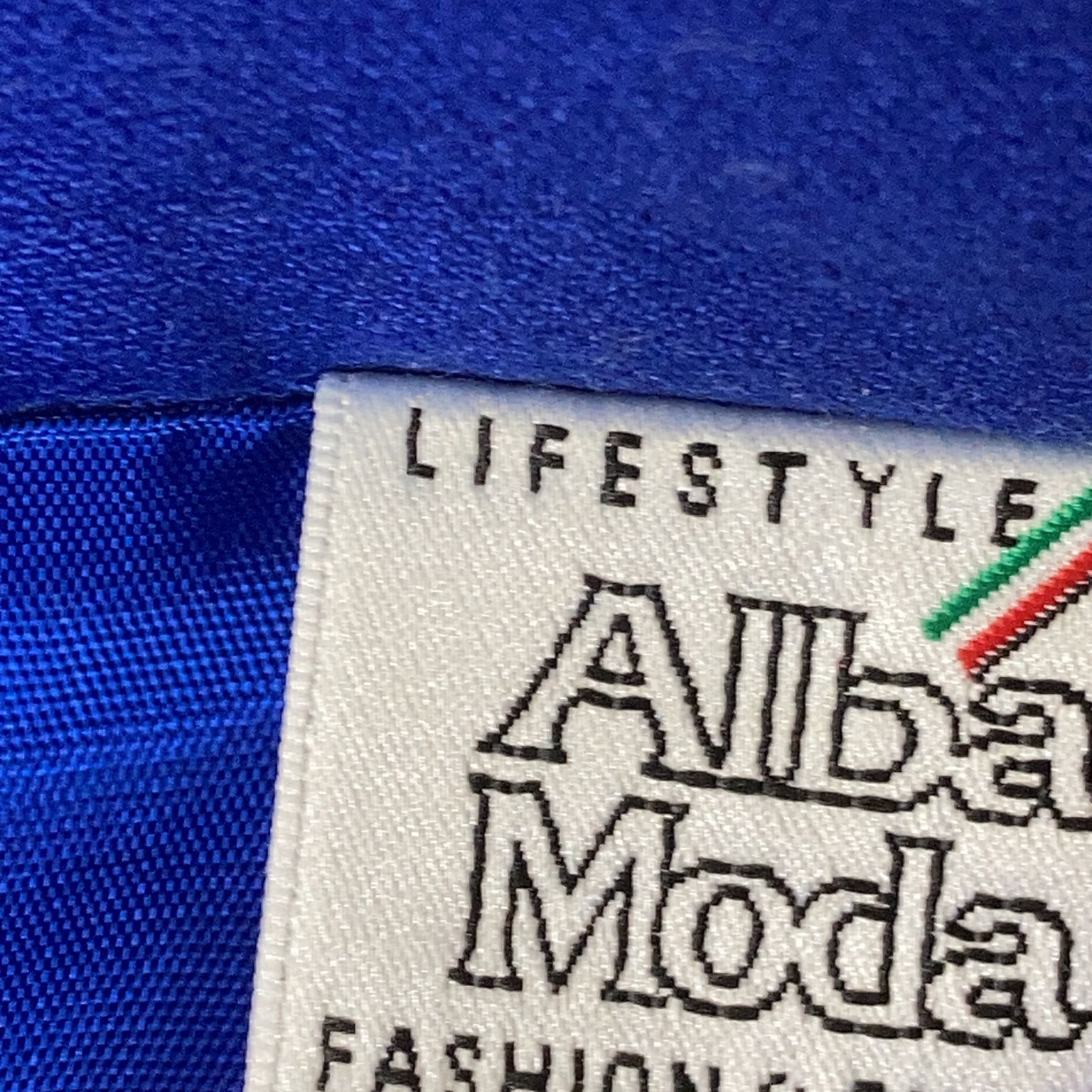 Alba Moda