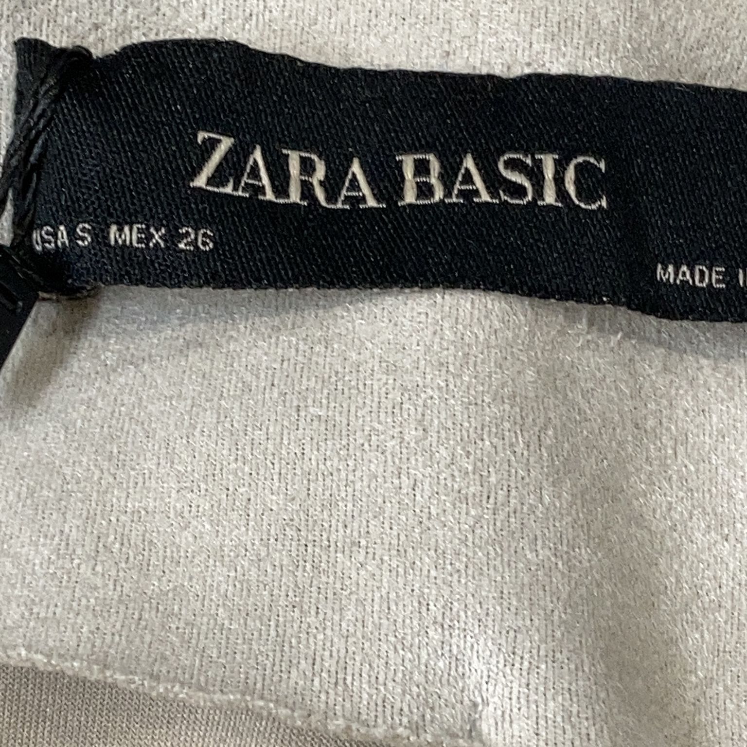 Zara Basic